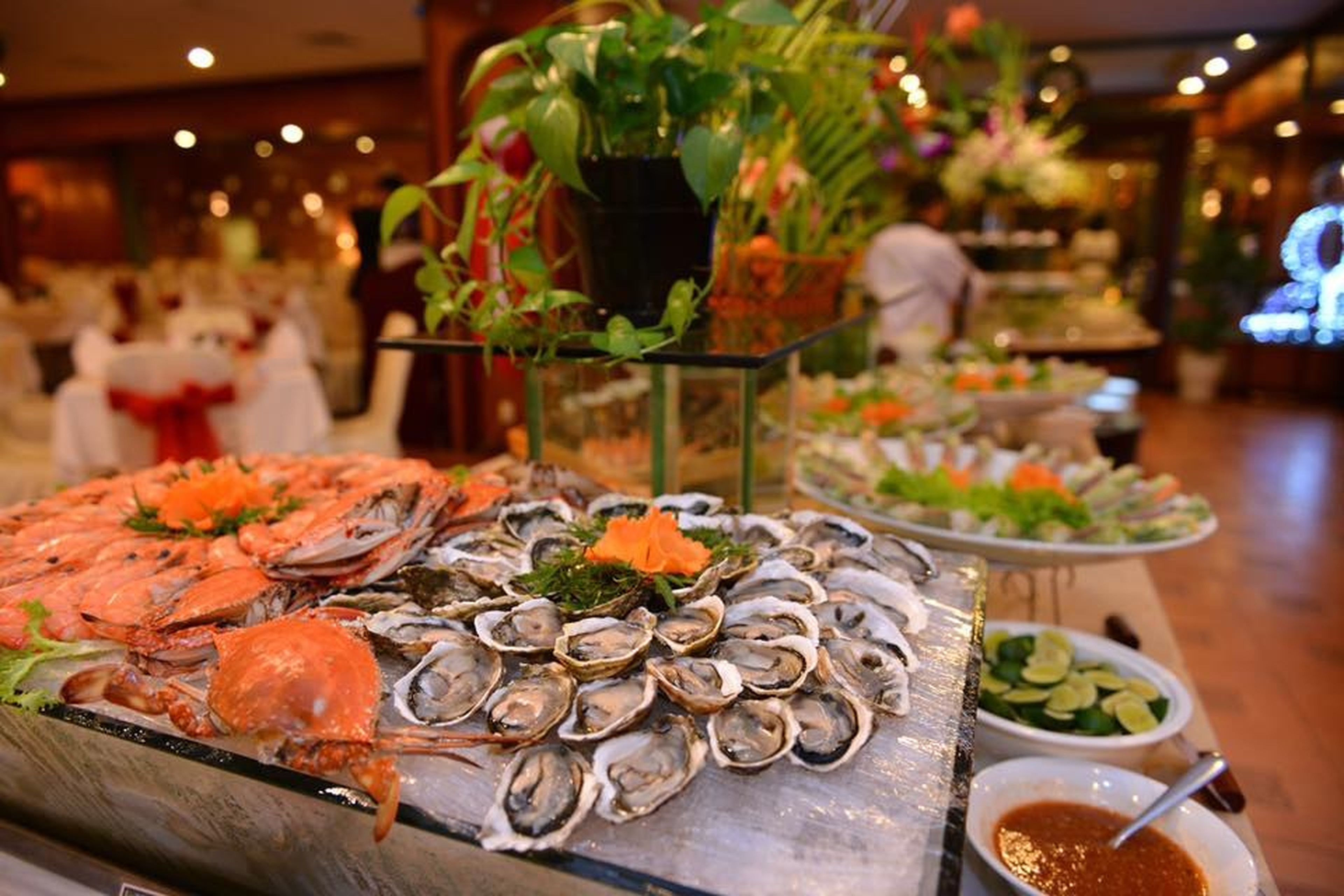 Bay View Restaurant - Nhà hàng đẳng cấp tại vịnh Hạ Long - Hình 2