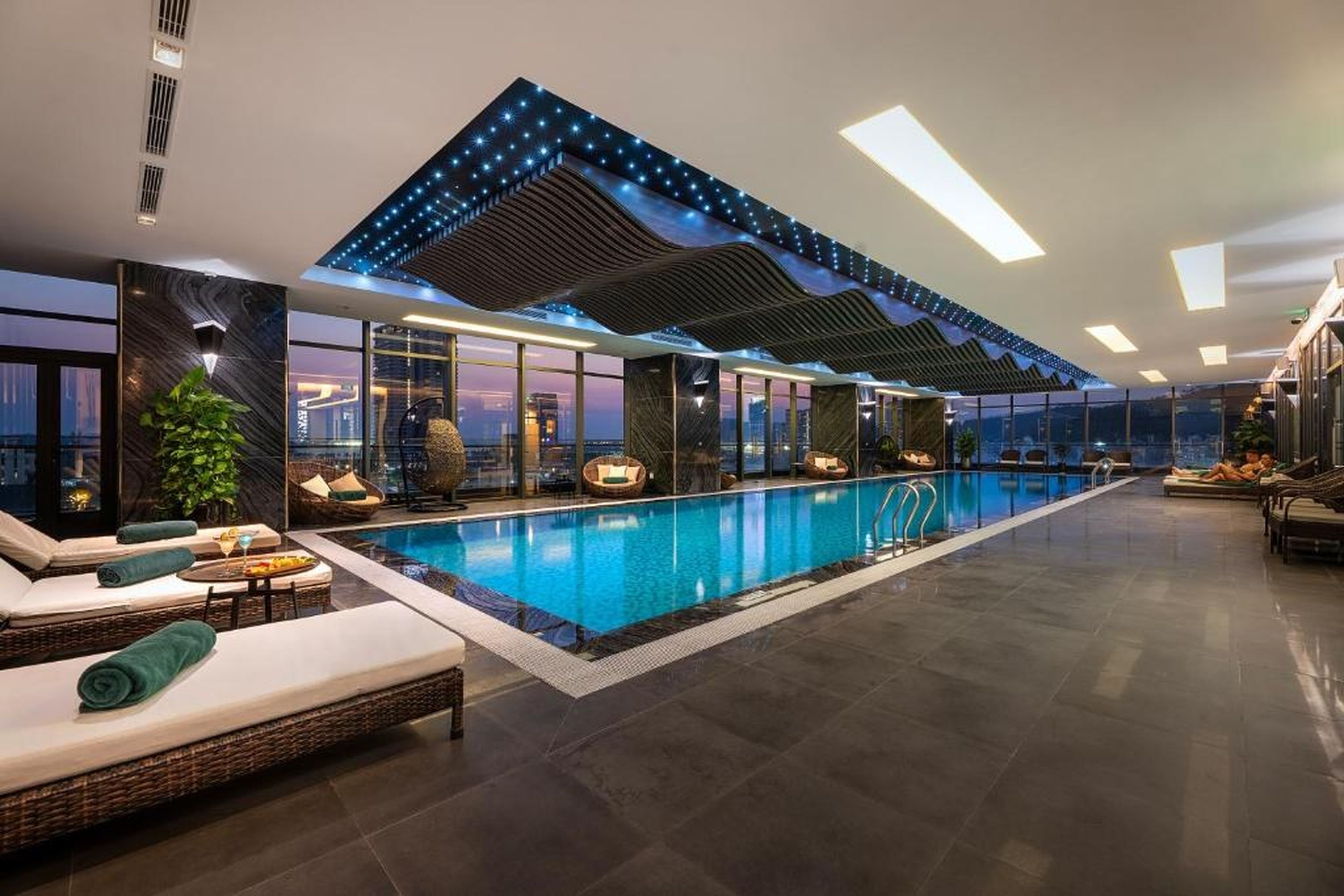 DeLaSea Ha Long Hotel - Modern Bayview Escape - Hình 13