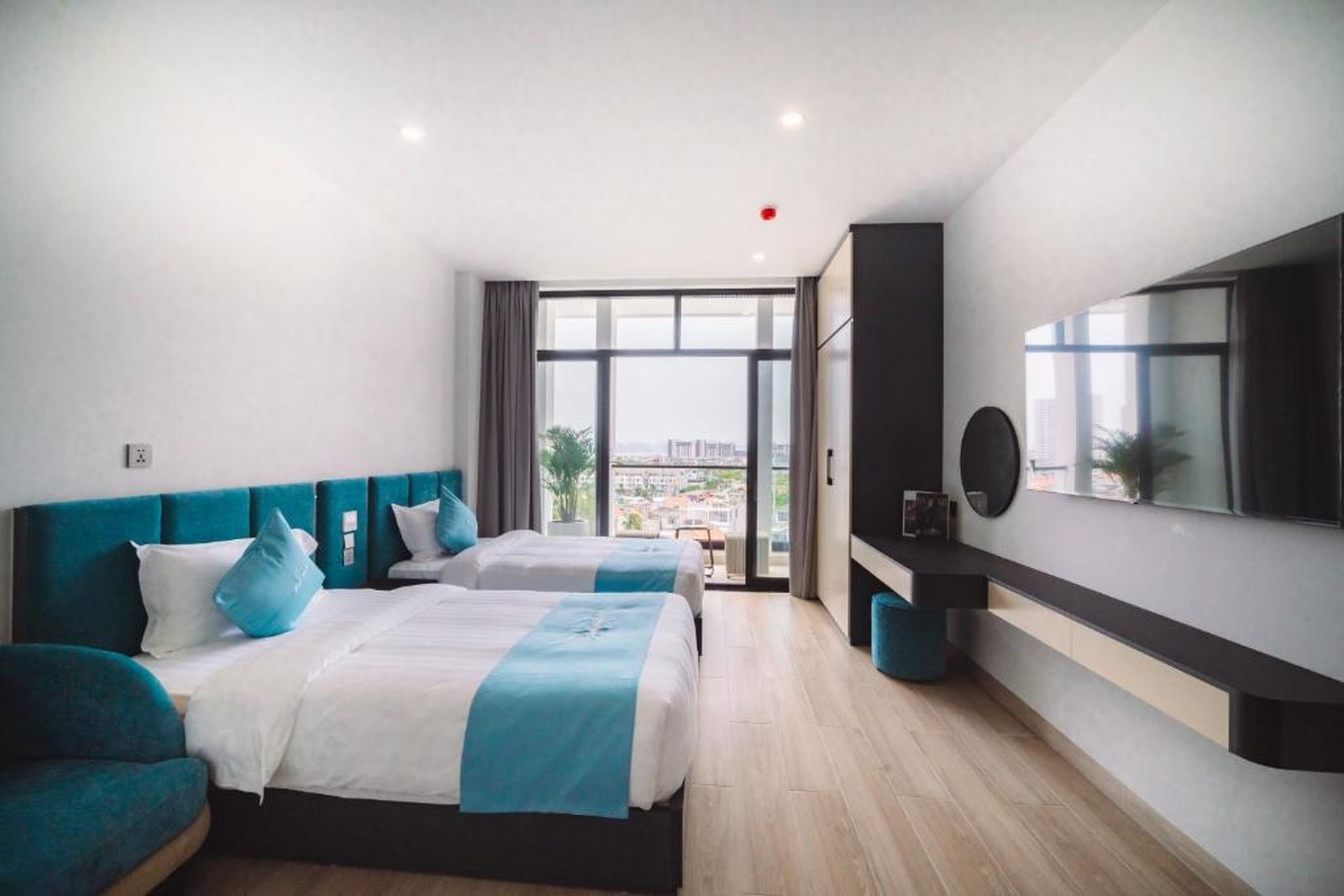 MAREMONTI Luxury 5 Star Hotel - Hình 41