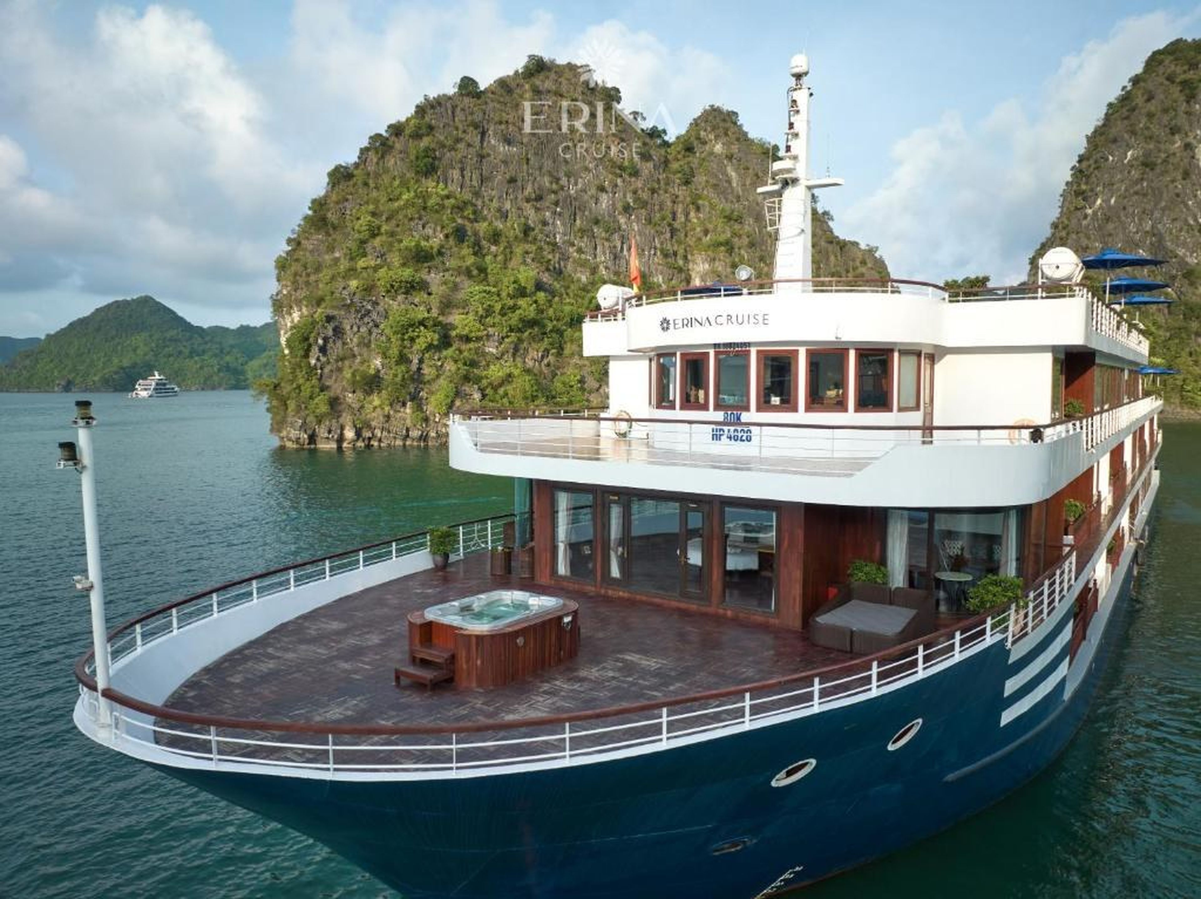 Erina Cruise - Hình 48