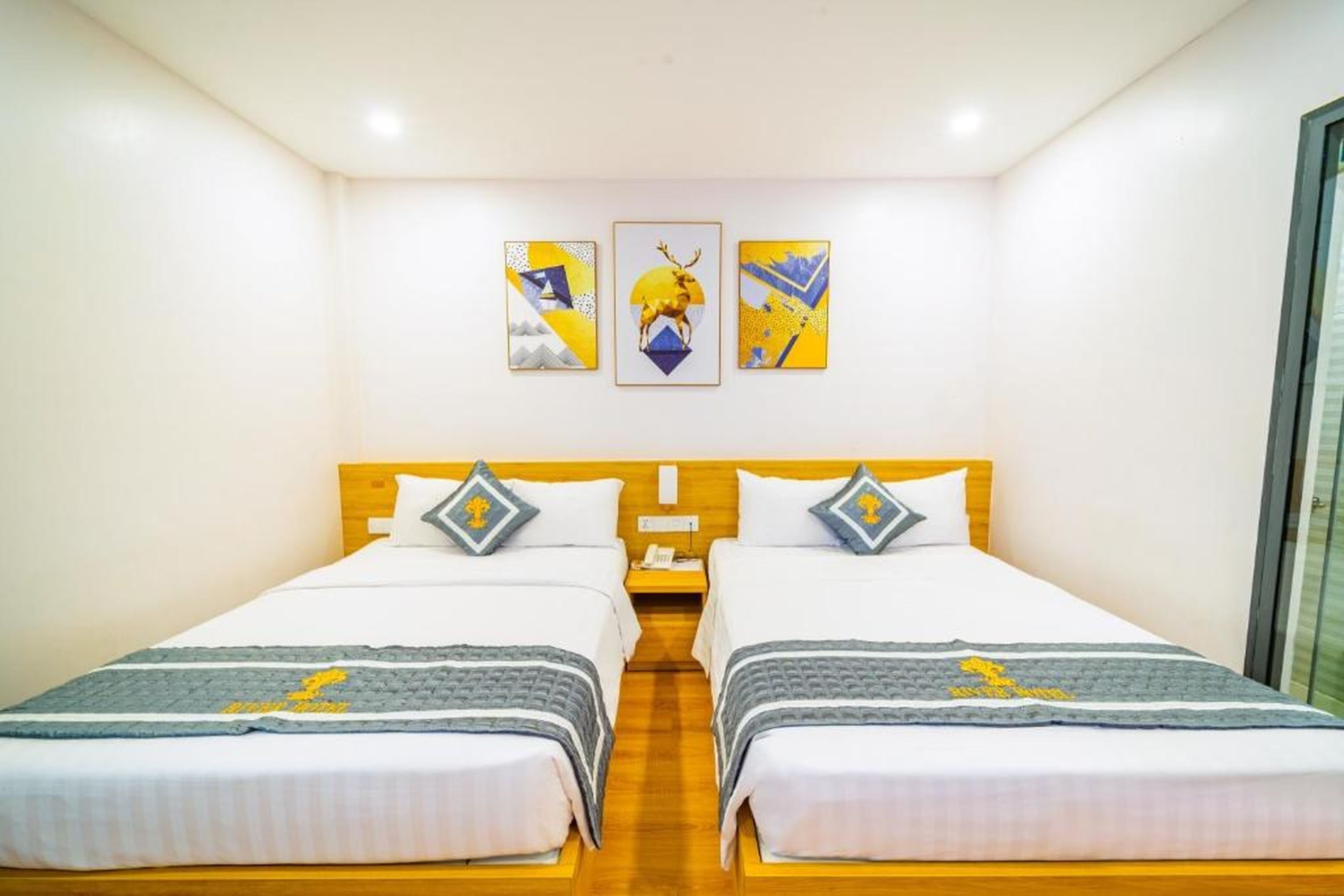 River Hotel Hạ Long - Hình 30