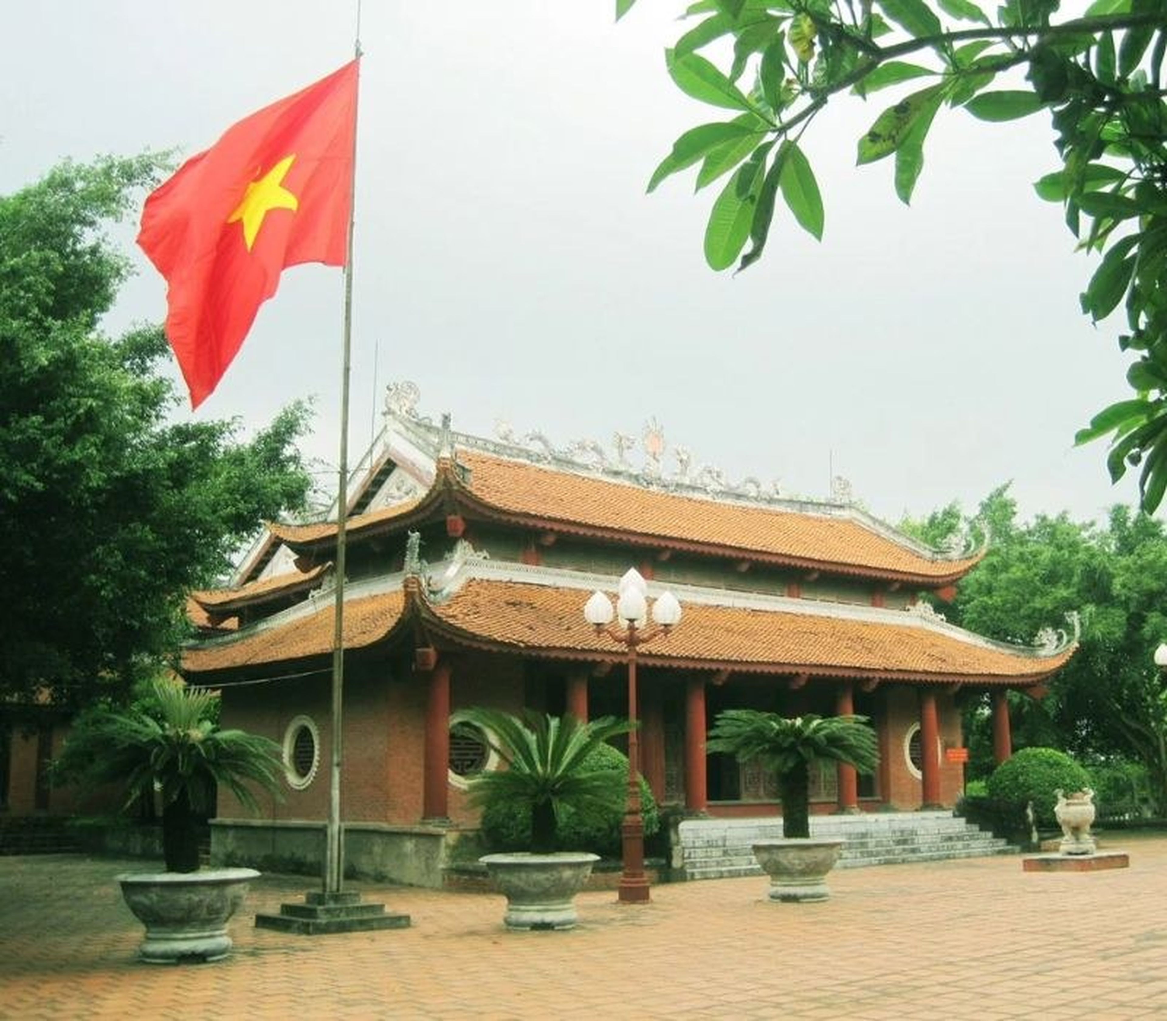 Đền An Sinh: Hành hương về quê gốc nhà Trần tại Quảng Ninh - Hình 3