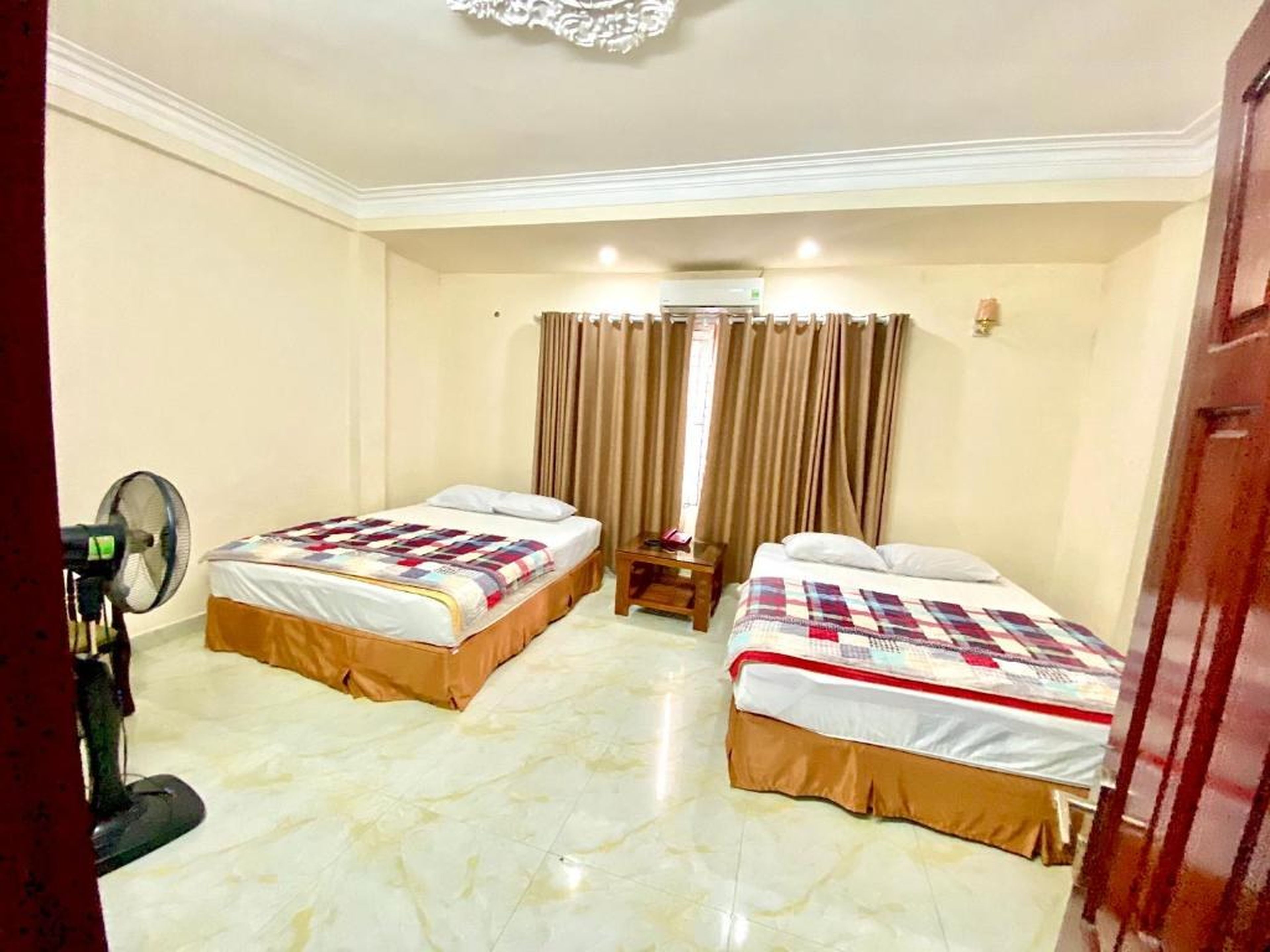 Viet Nhat Halong Hotel - Bai Chay - Hình 9