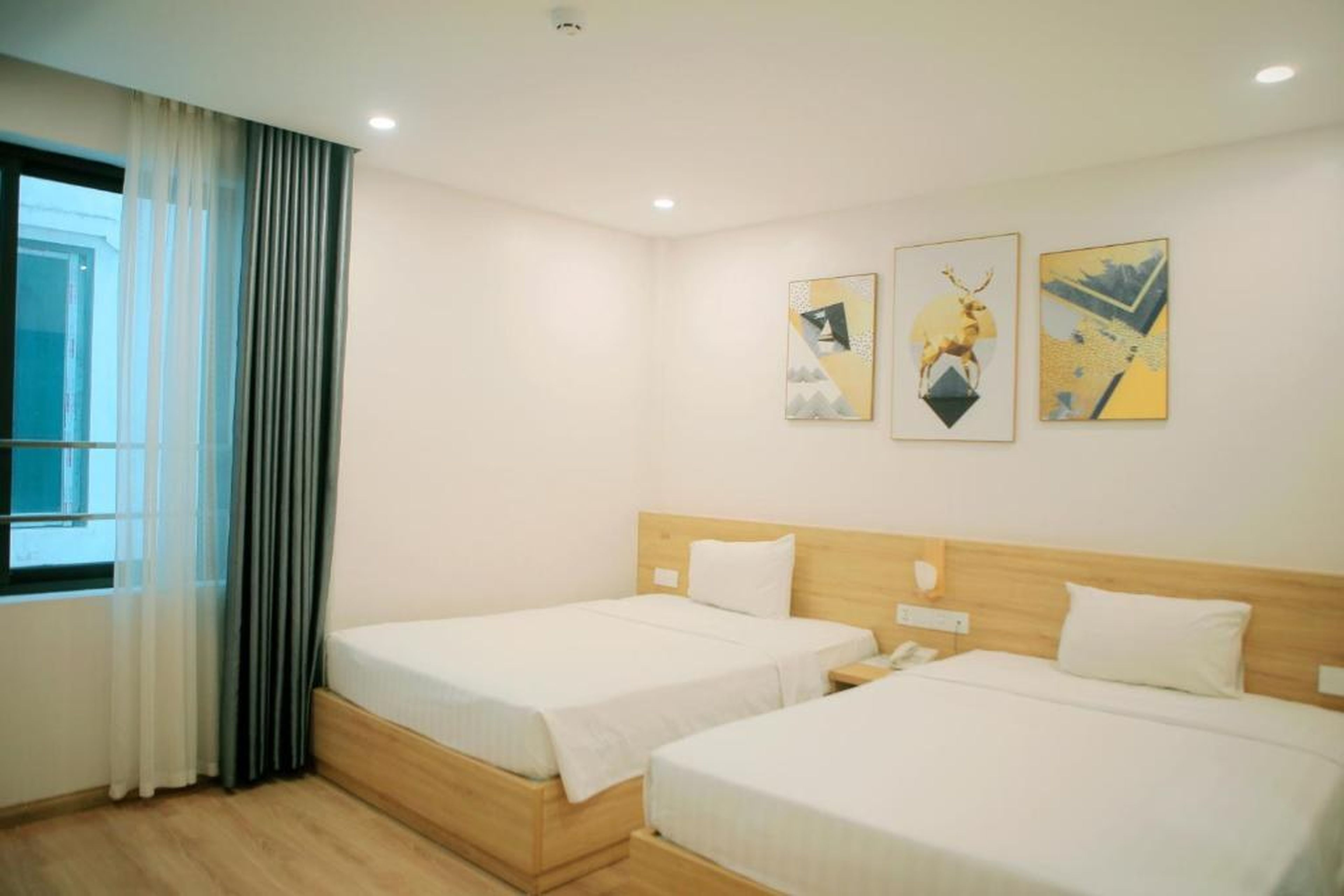 Kim Sentral Hotel - Travel Agency - Hình 17