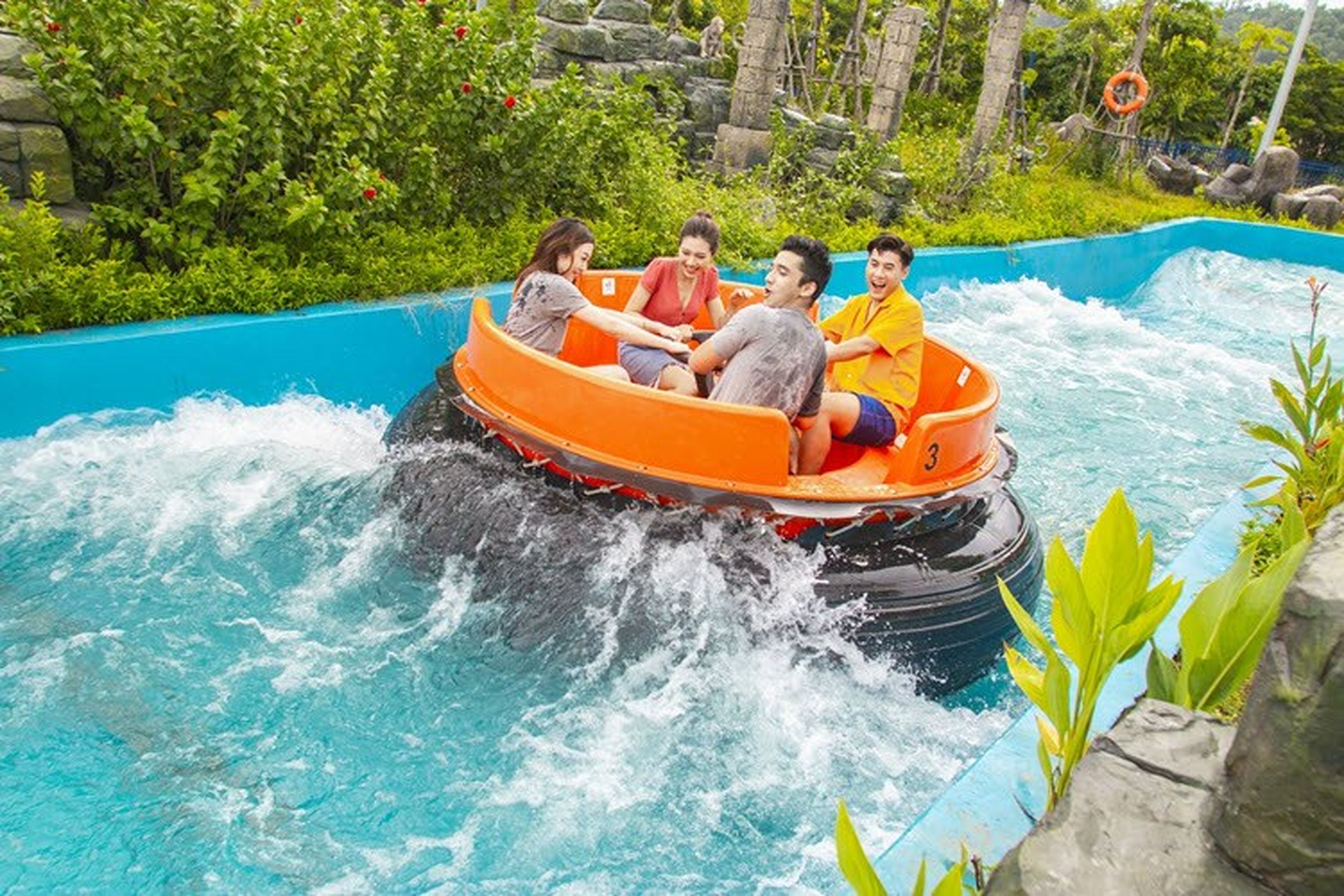Sun Wheel Hạ Long - Vòng quay mặt trời độc đáo nhất Hạ Long - Hình 17