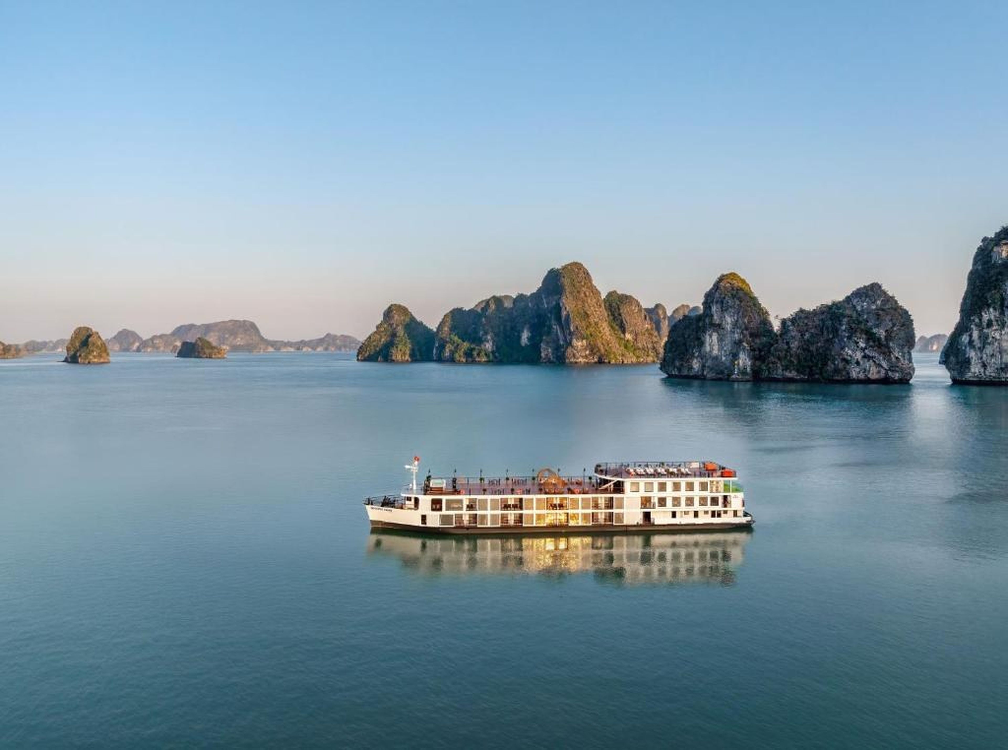 Indochine Grand Lan Ha Bay - Hình 34