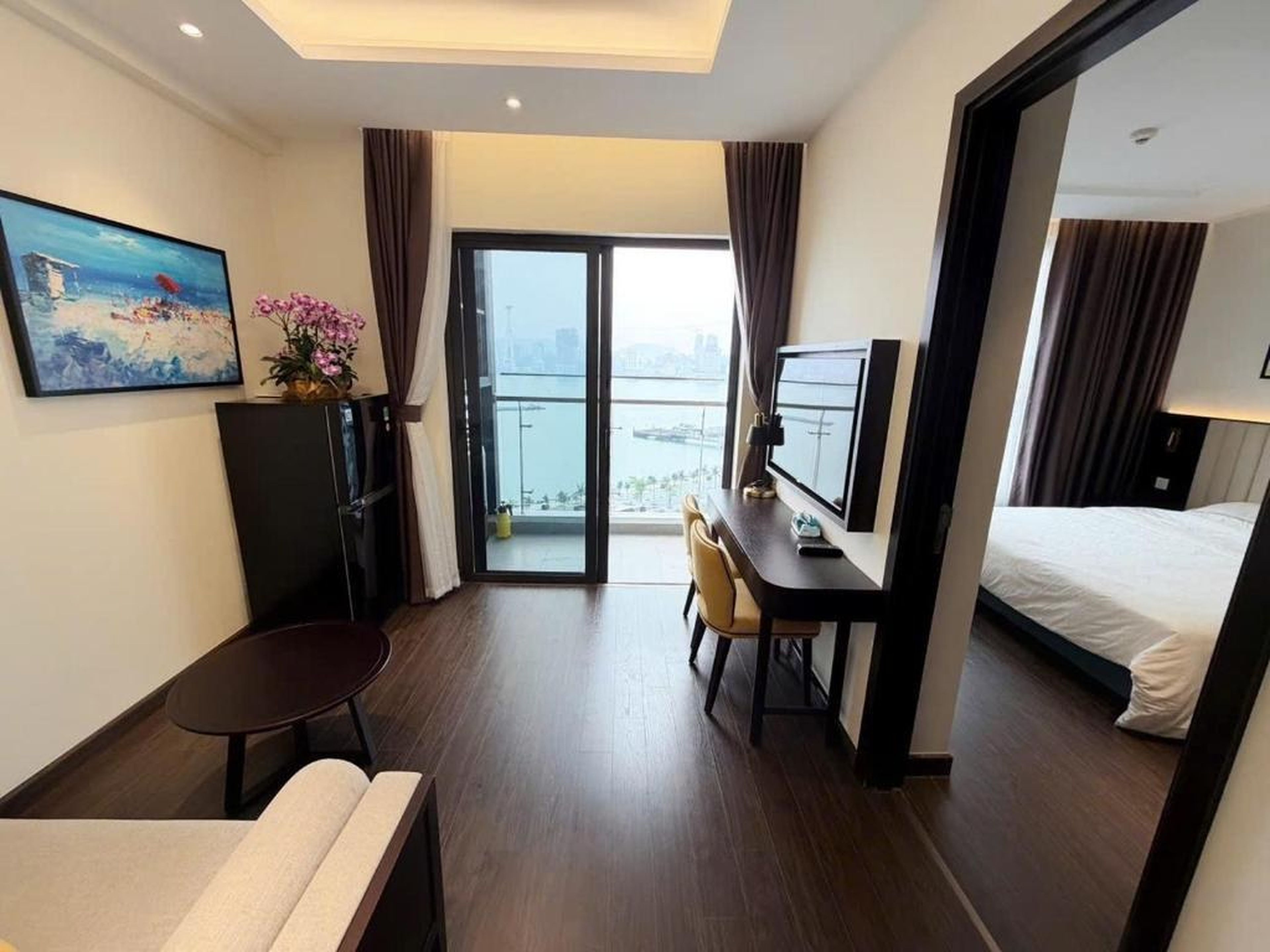 Sapphire Ha Long Apartment - Sea View - Hình 47