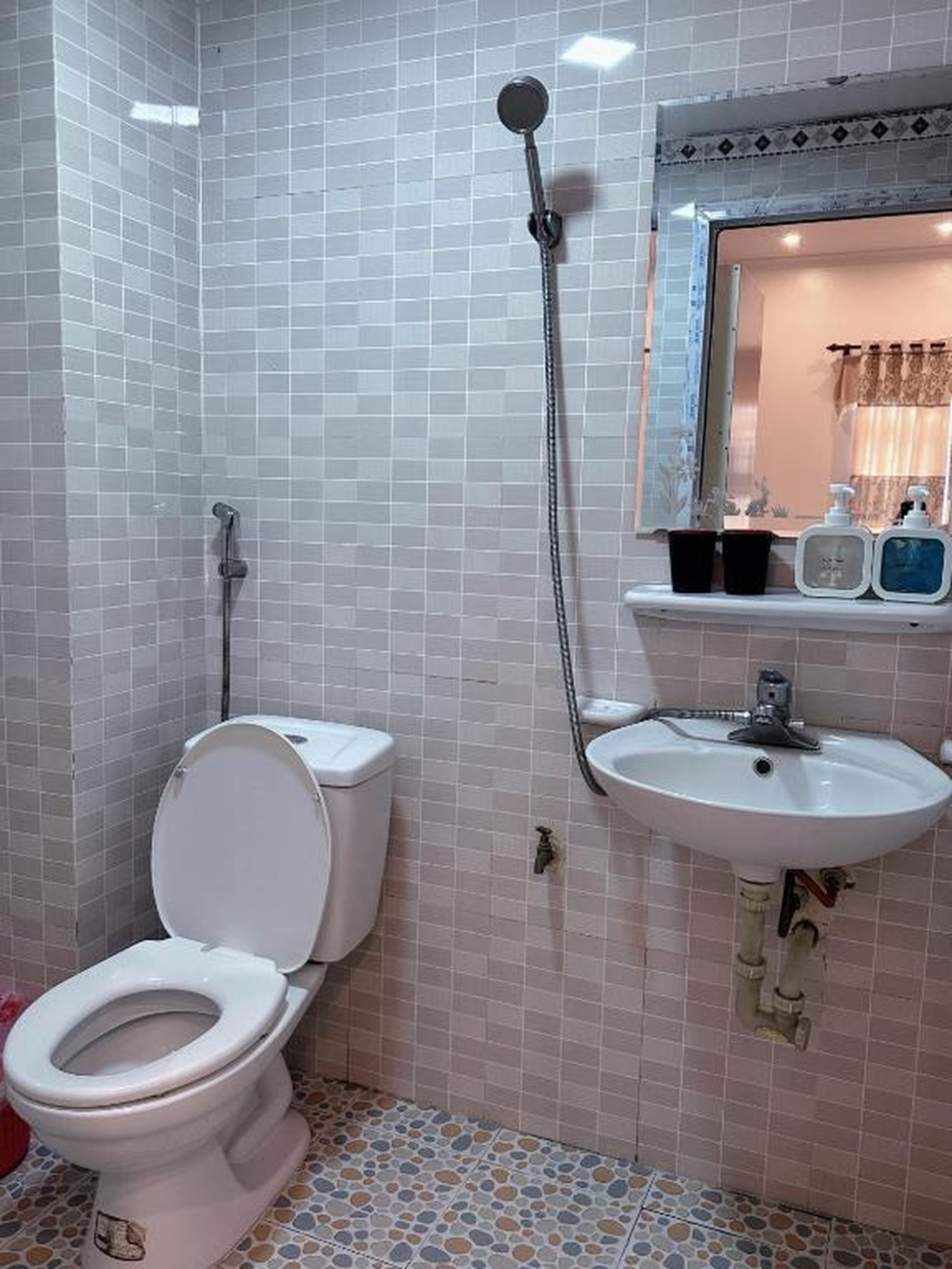 Khách sạn Vân Nhi - Mặt biển Cô Tô - Hình 13
