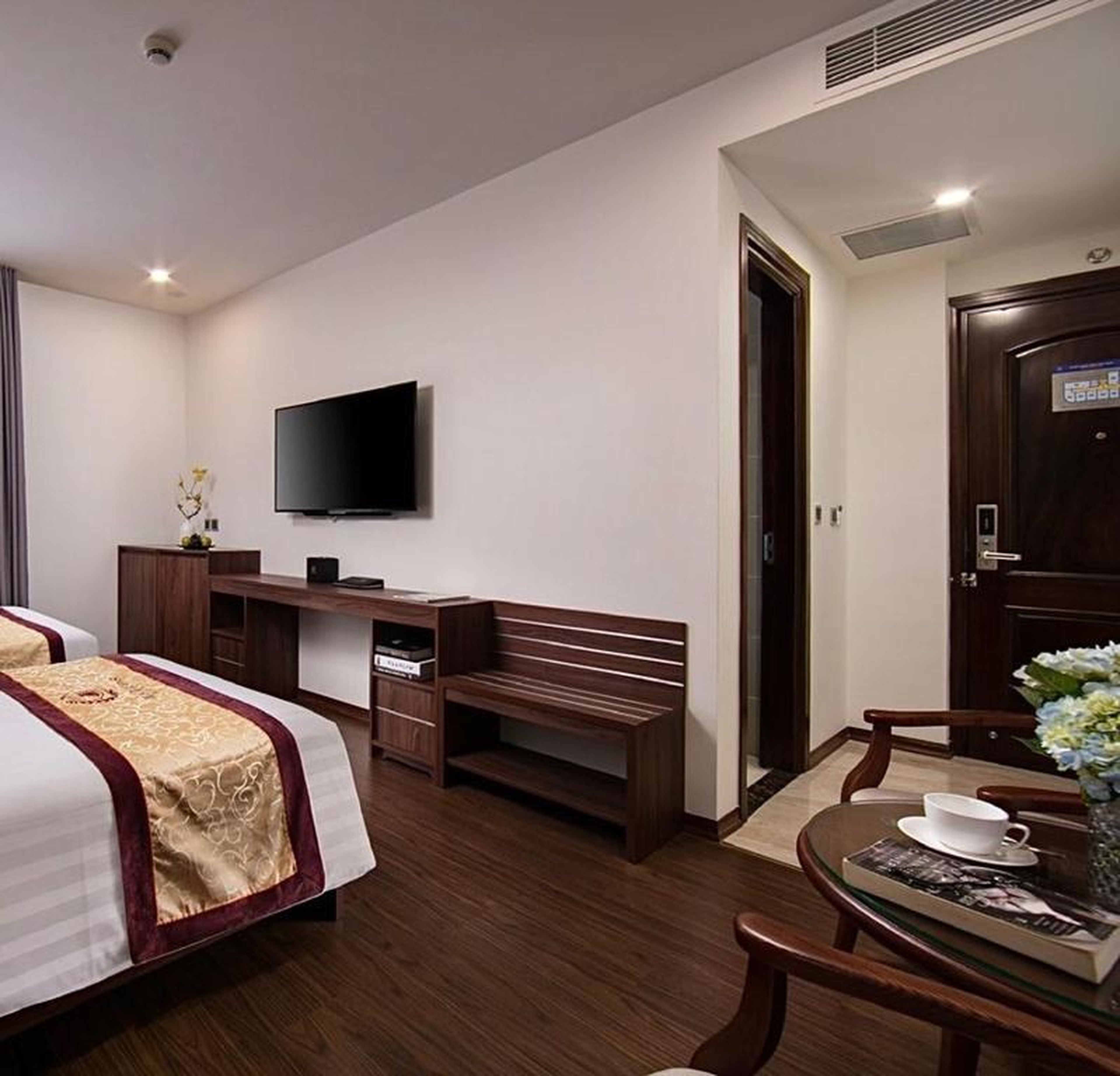 Halios Hotel Halong - Hình 18