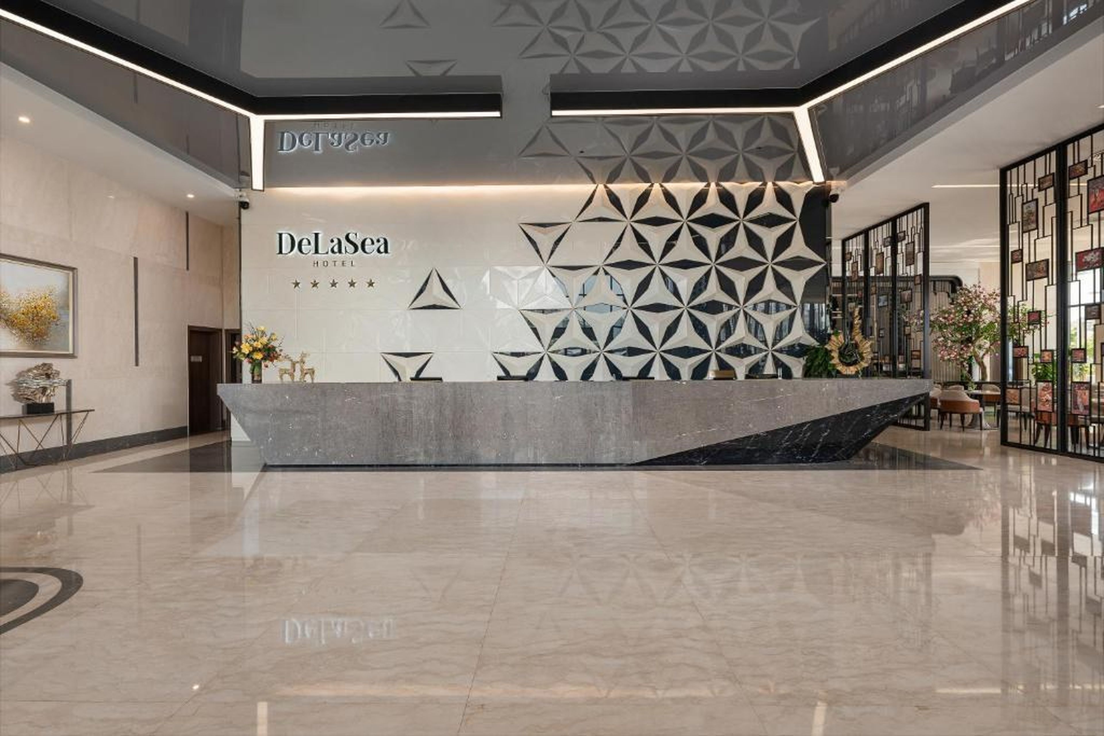 DeLaSea Ha Long Hotel - Modern Bayview Escape - Hình 45
