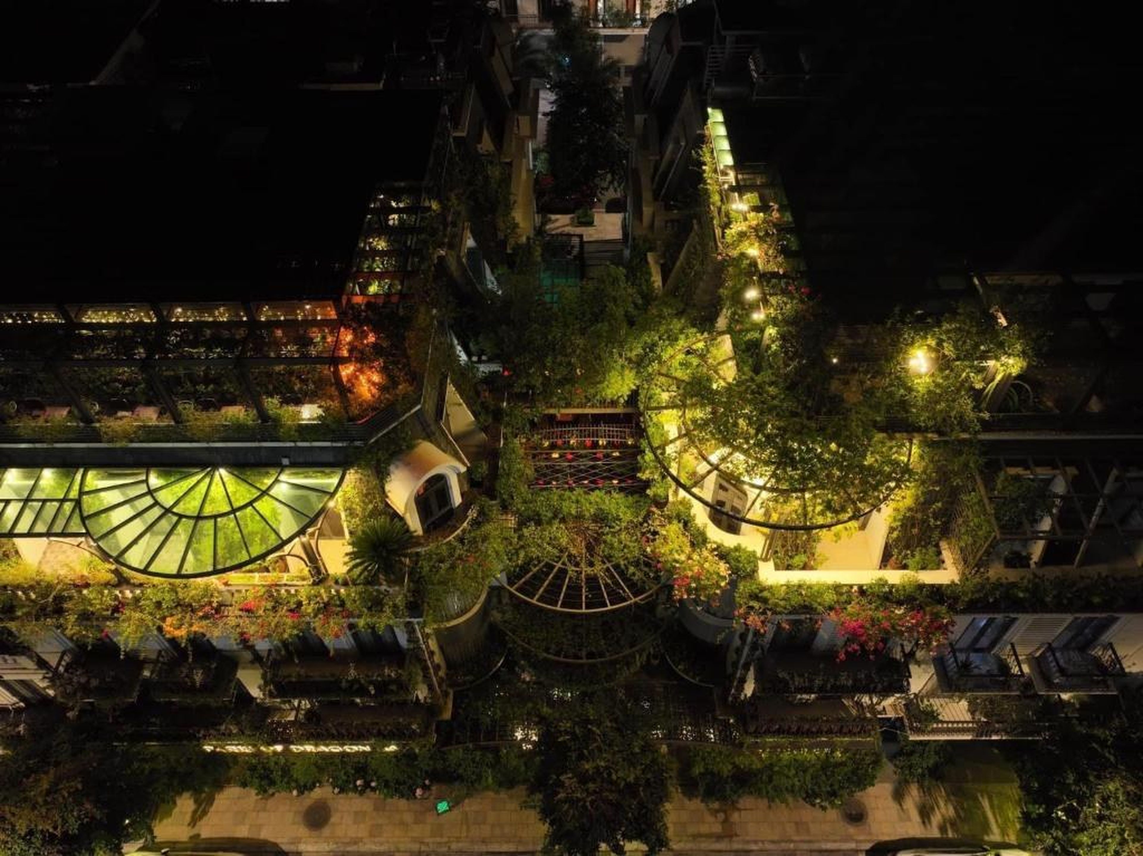 Paris Of Dragon Bay - Hình 15