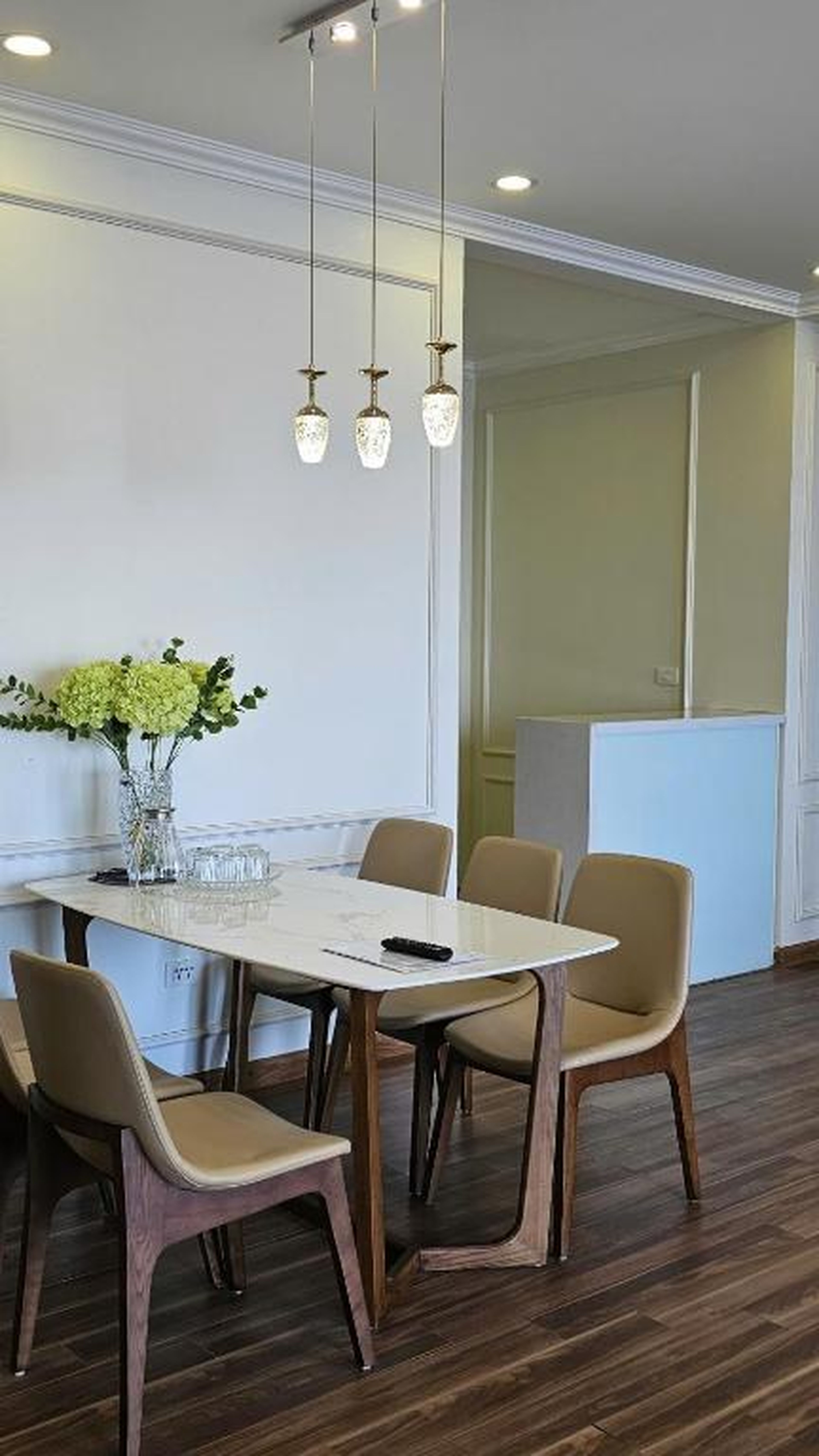 Newlife Tower- by Greenbay Premium homestay Hạ Long Bay - Hình 16