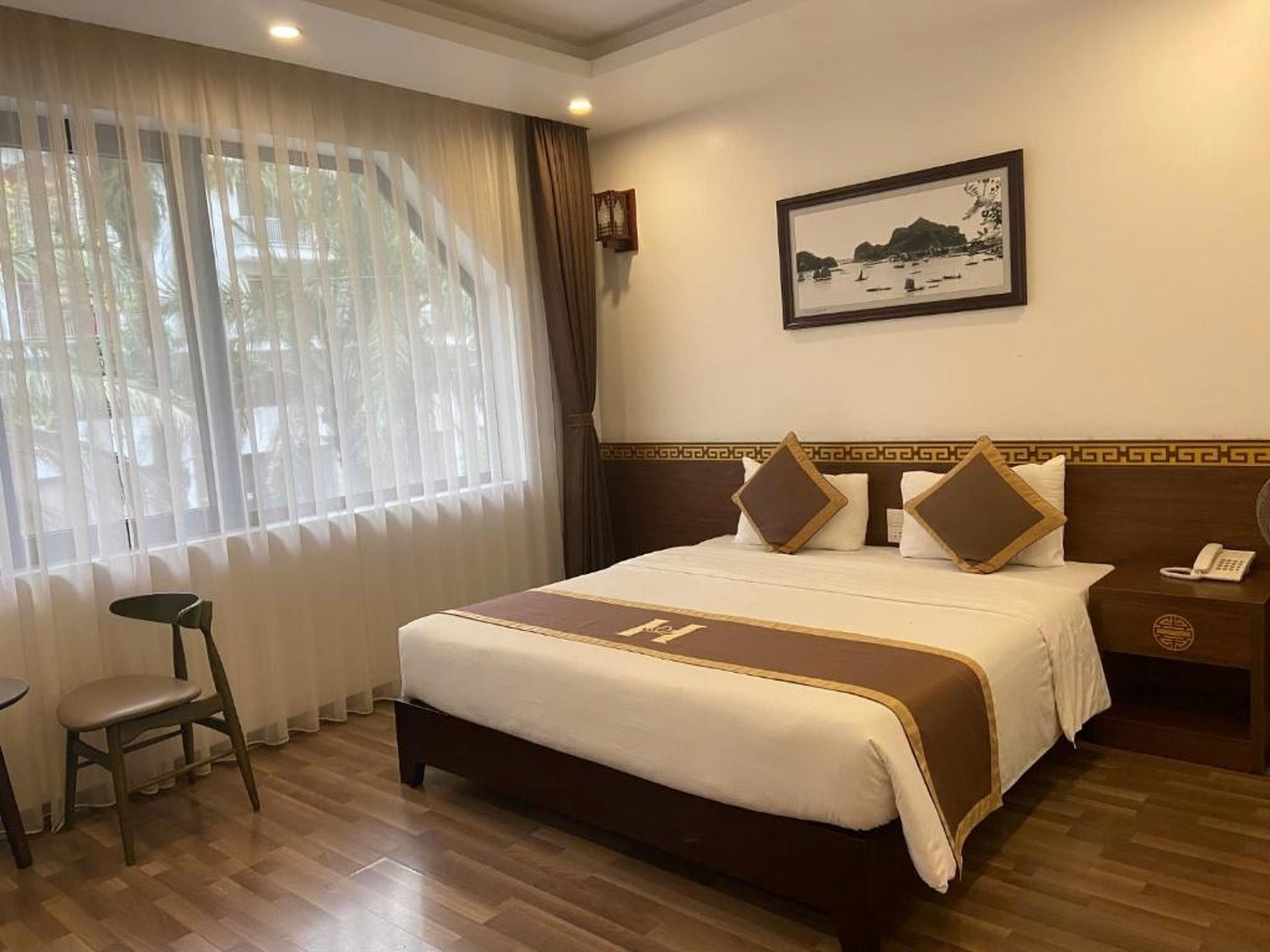Helen Halong Hotel - Hình 45
