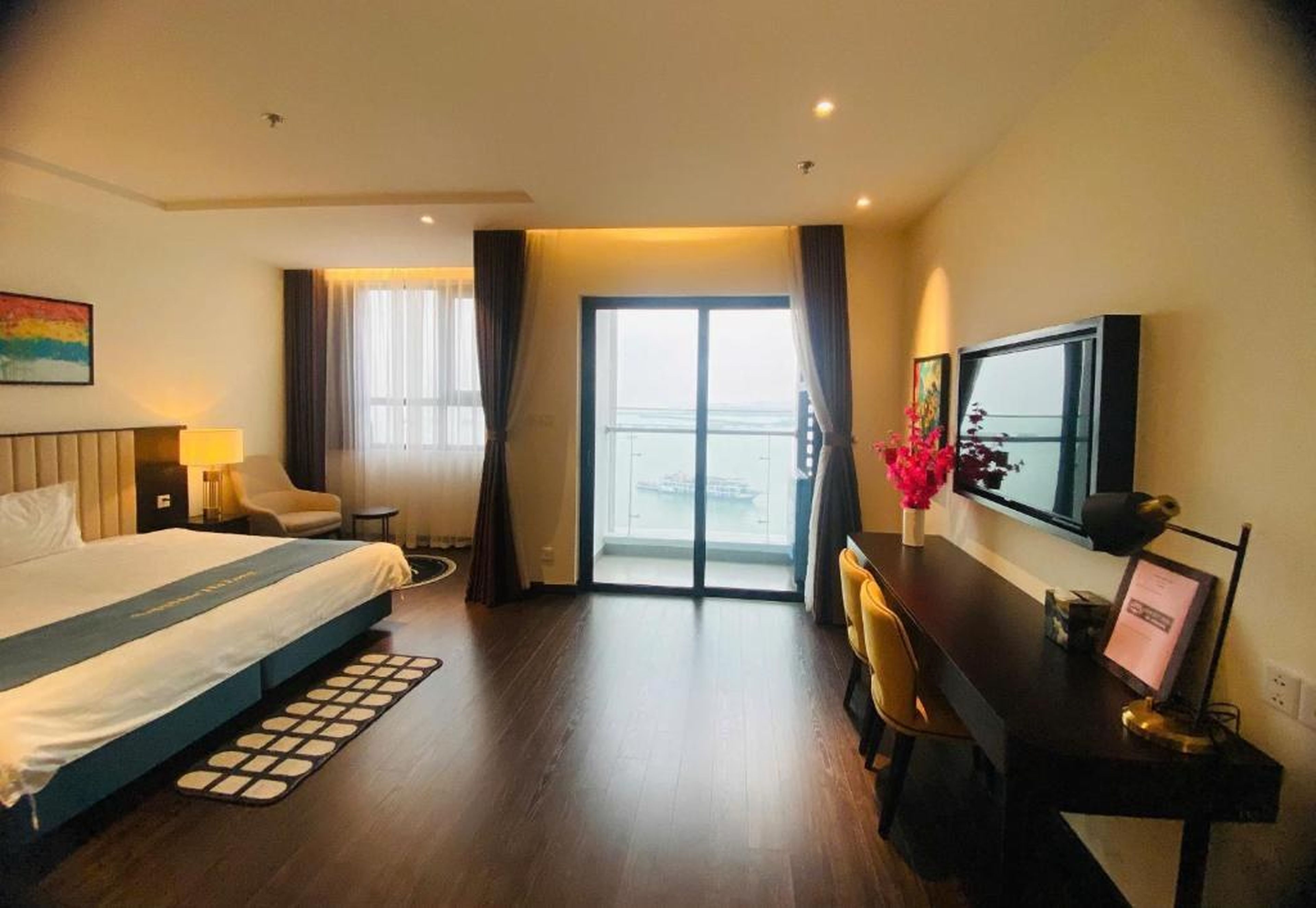 Liam Apartment at Sapphire Ha Long - Hình 35