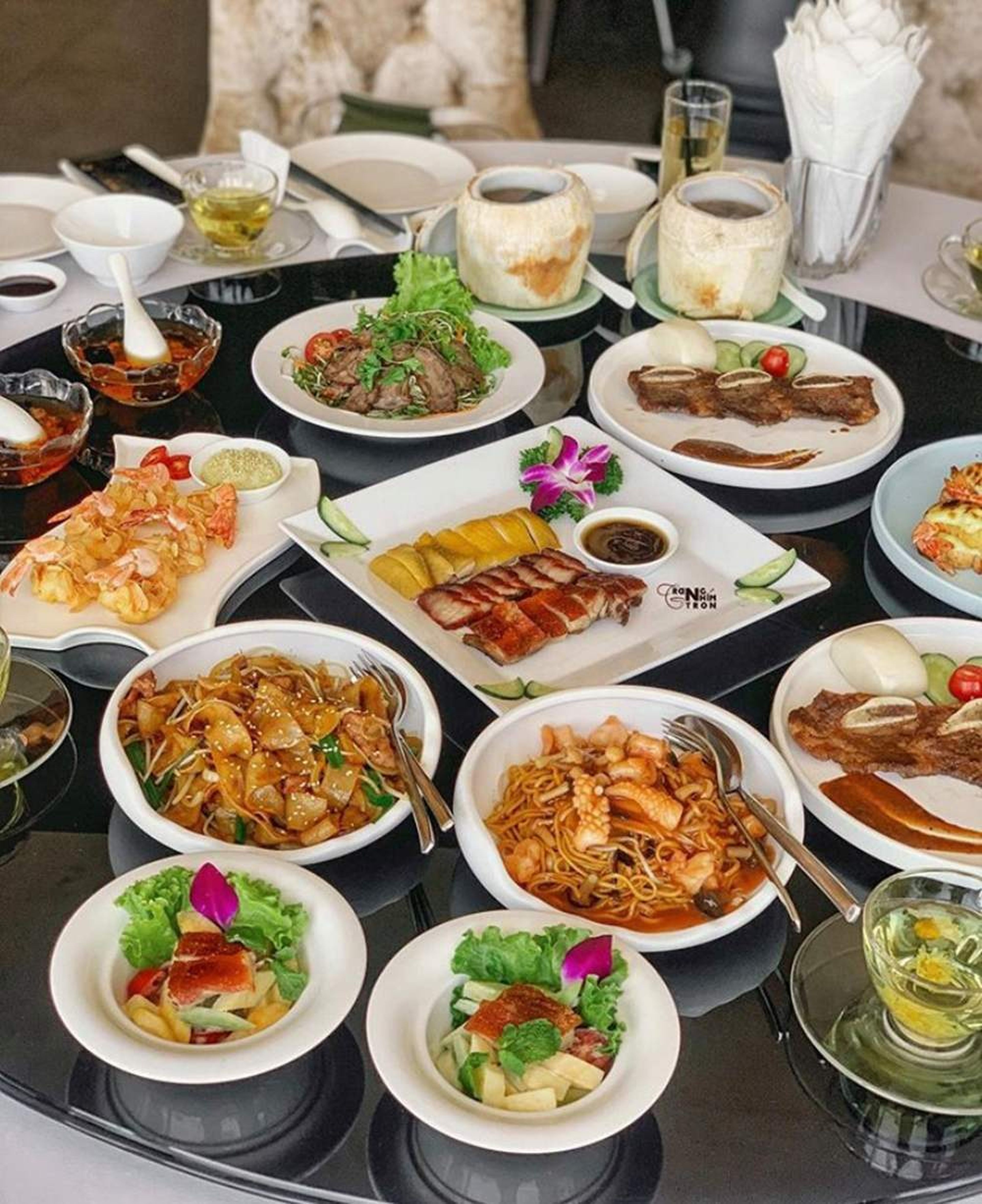 Khám phá ẩm thực Á Đông tại nhà hàng Hải Cảng Hạ Long - Hình 5