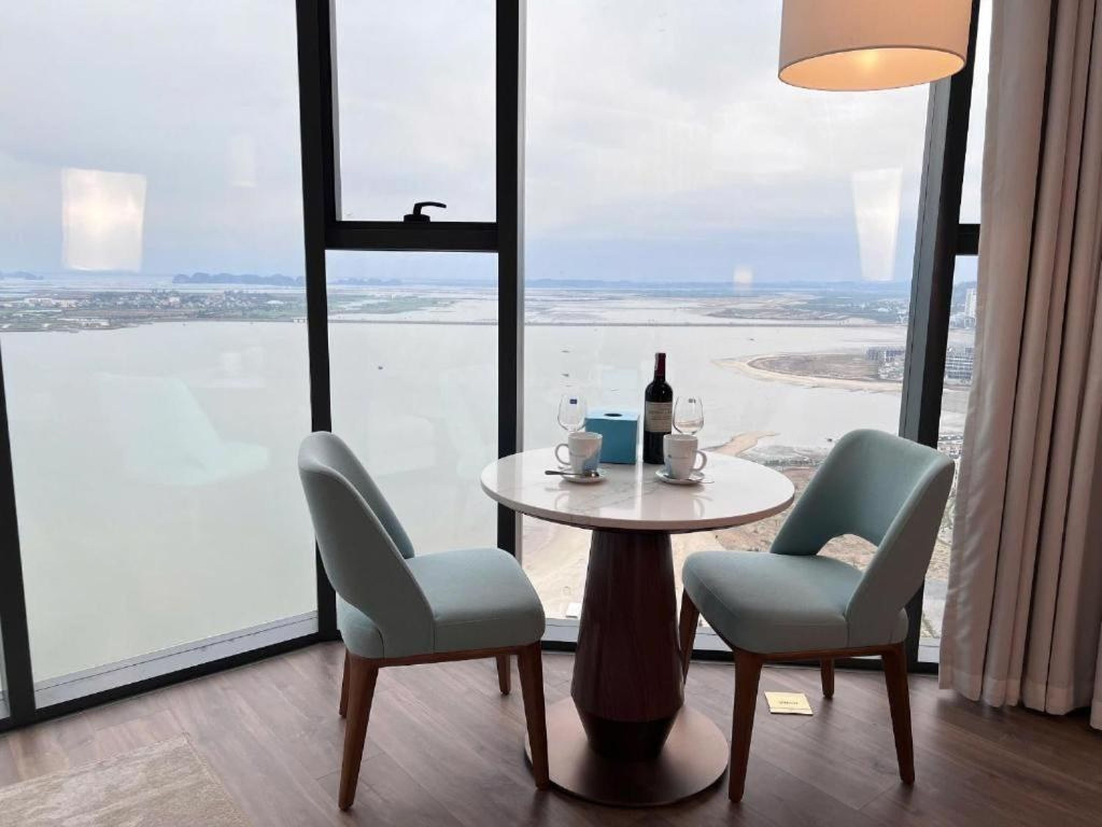 A LA CARTE Hạ Long Bay View biển tầng cao - Hình 10