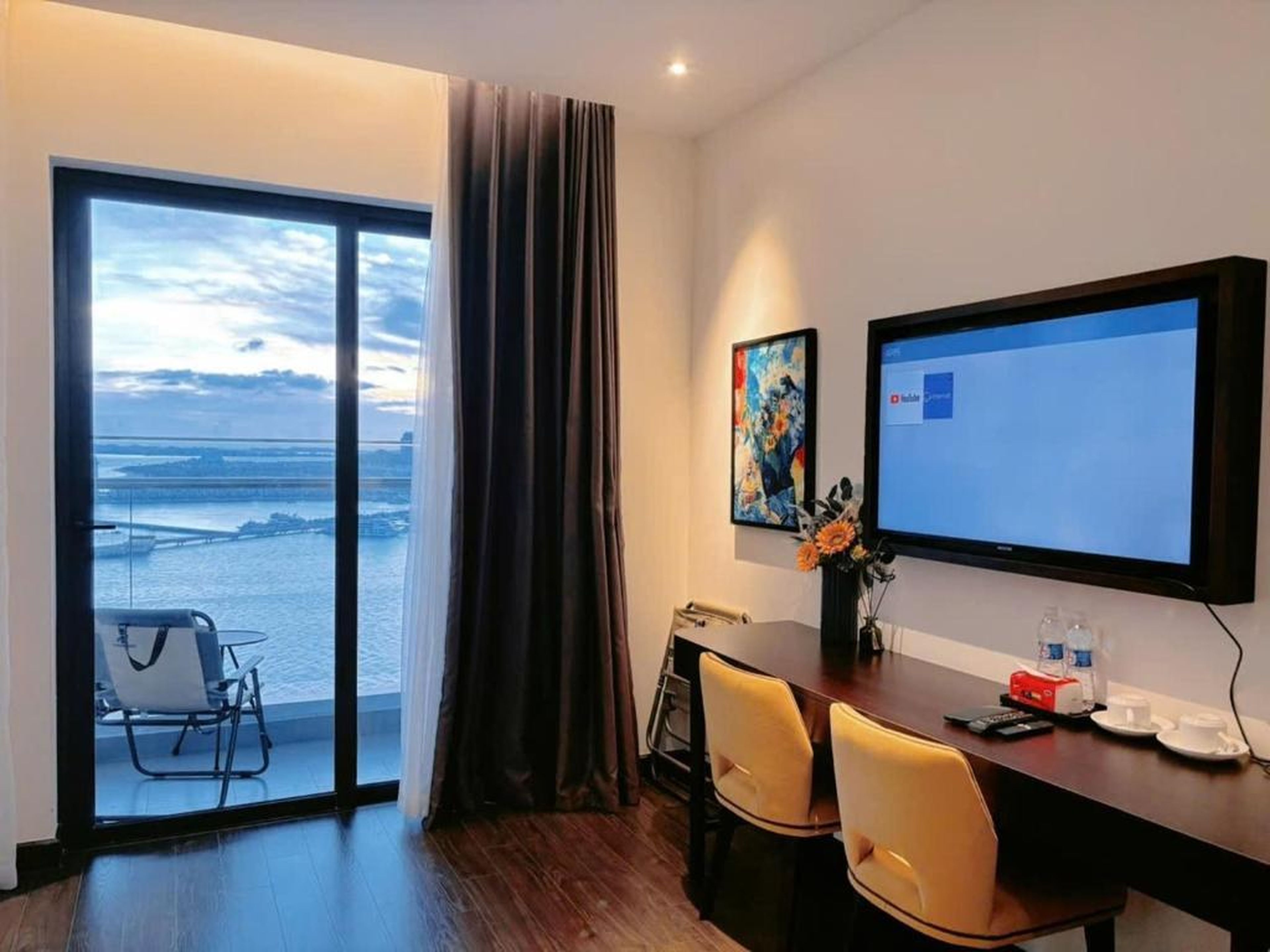 16 Apartment - Studio Sapphire Halong - Hình 2