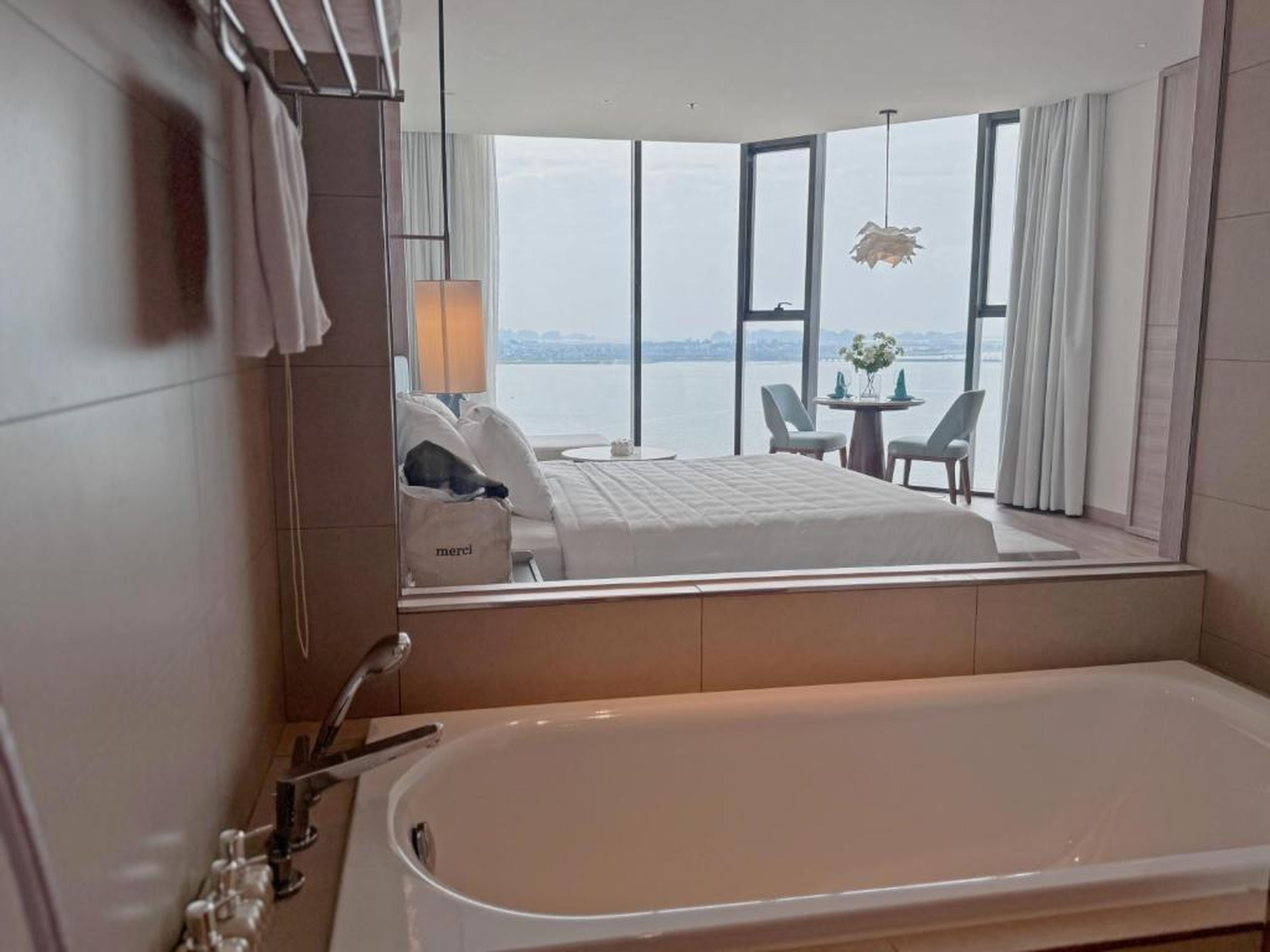 SamSet Corner Seaview Studio A La Carte Ha Long Bay - Hình 28