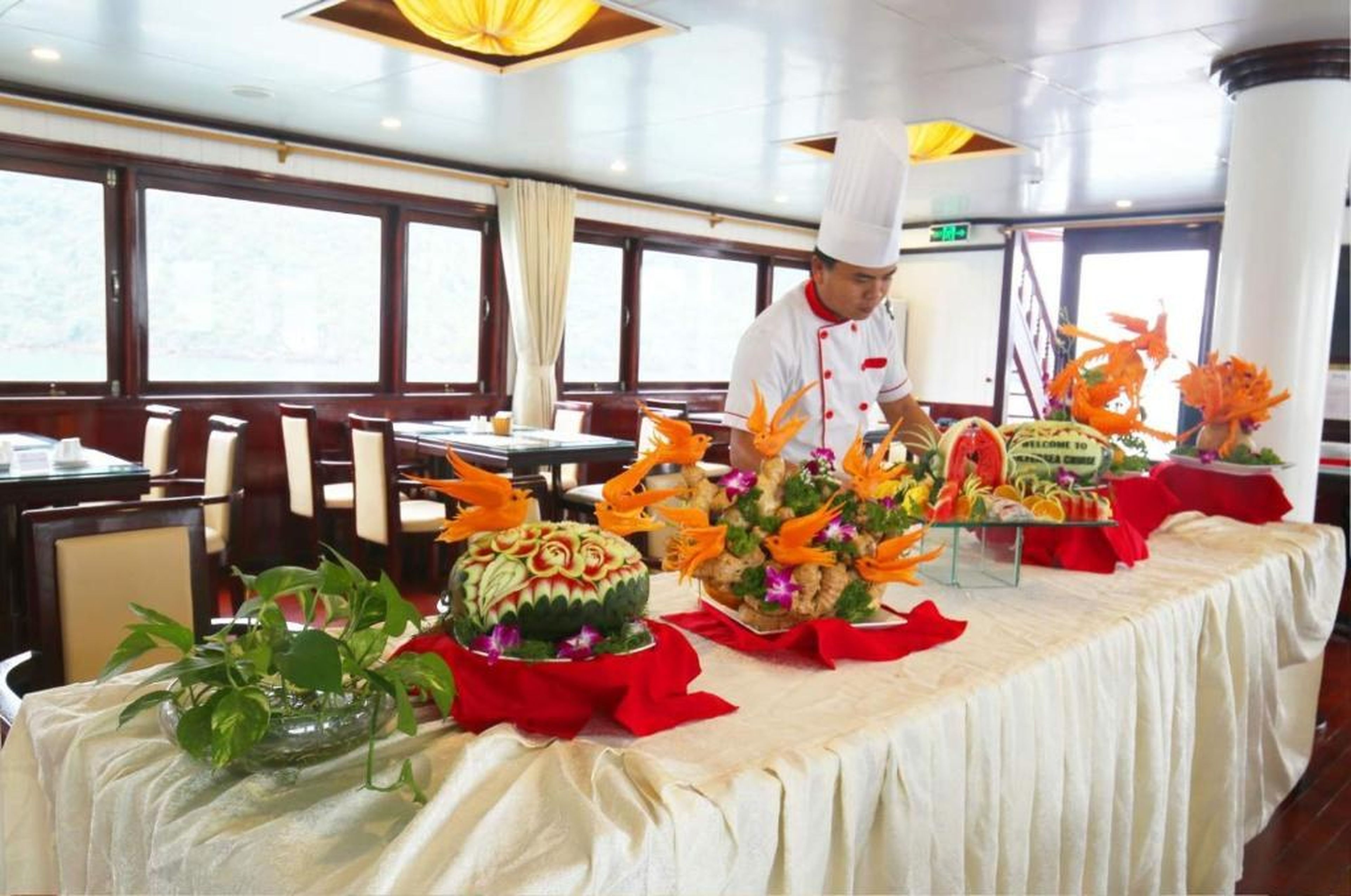Halong Sapphire Cruises - Hình 3