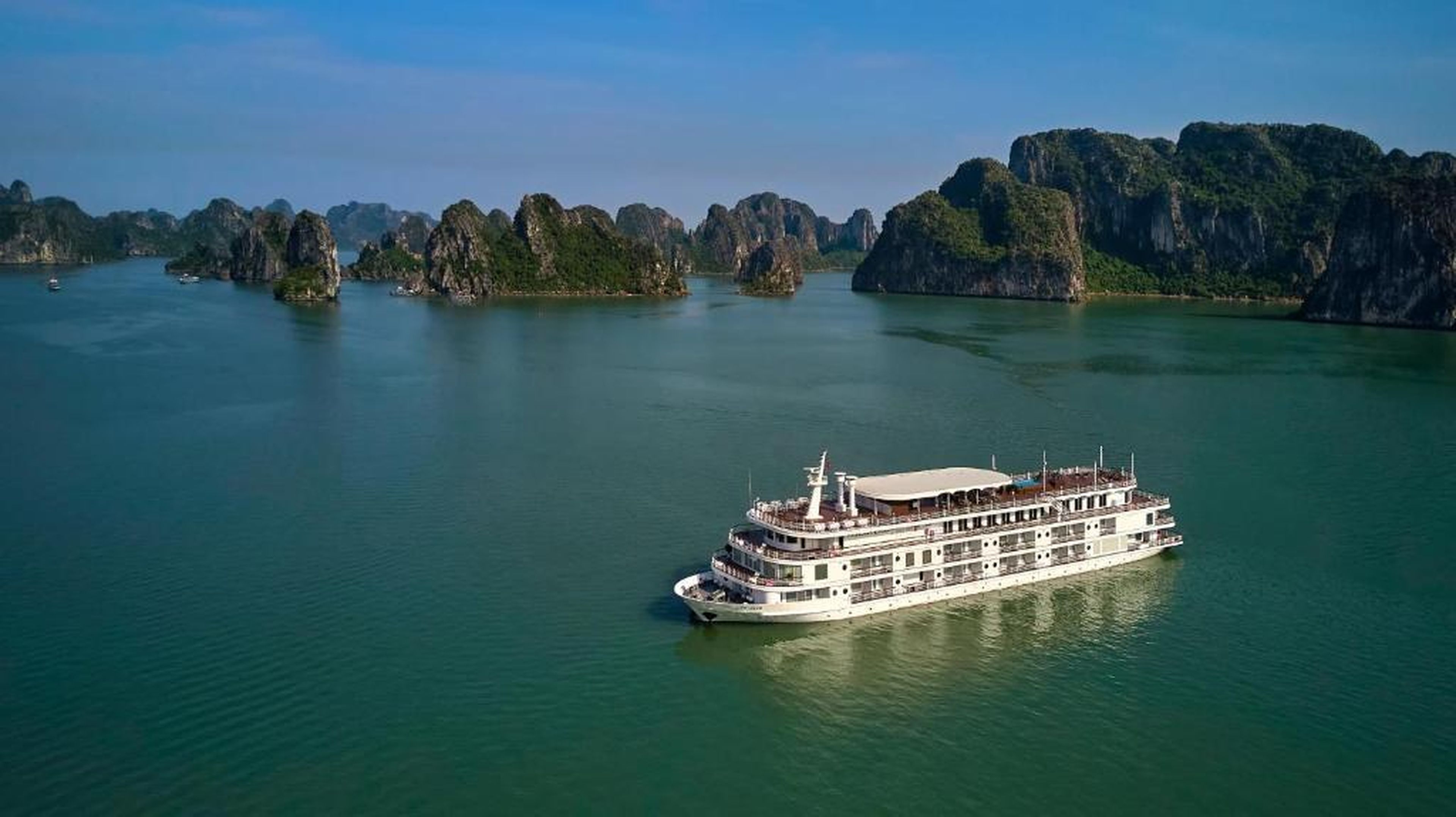 Paradise Legacy Cruise Halong - Hình 11