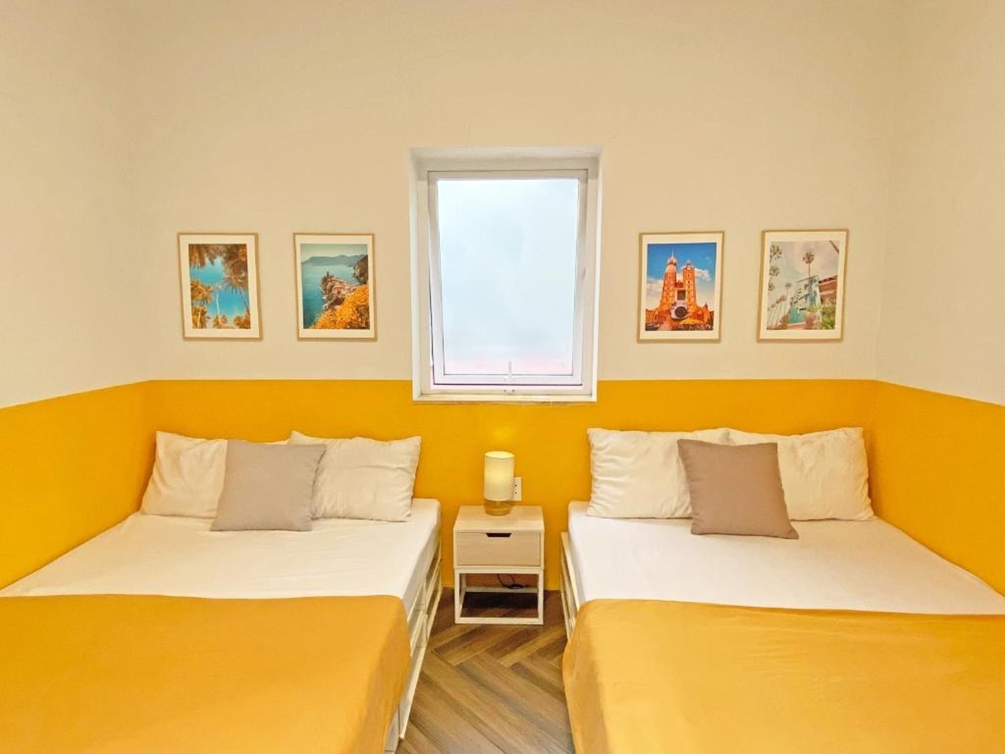 The Bay - Ha Long Homestay - Hình 3