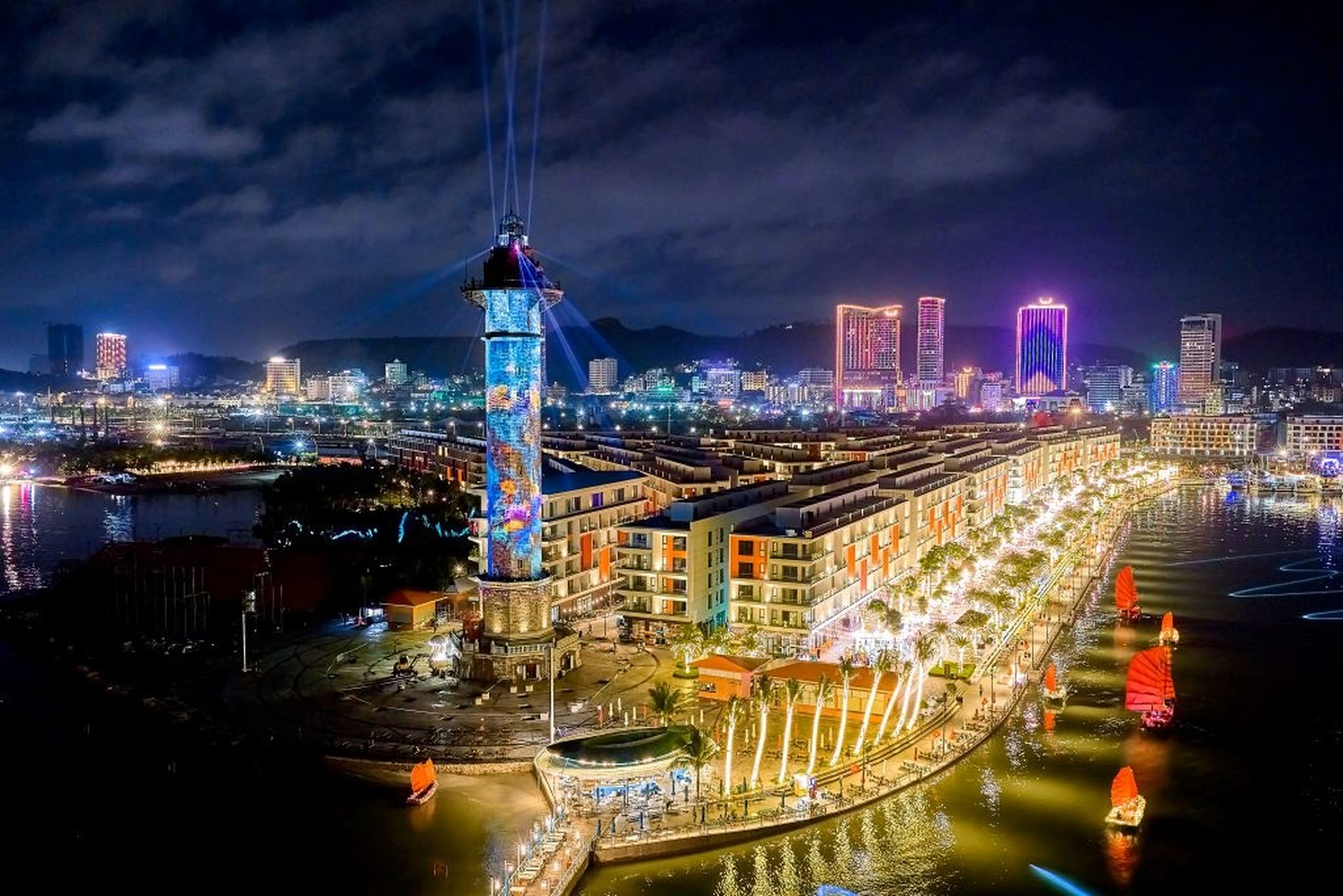 Sun Bavaria Ha Long – a unique festival dining concept in Quang Ninh - Hình 1