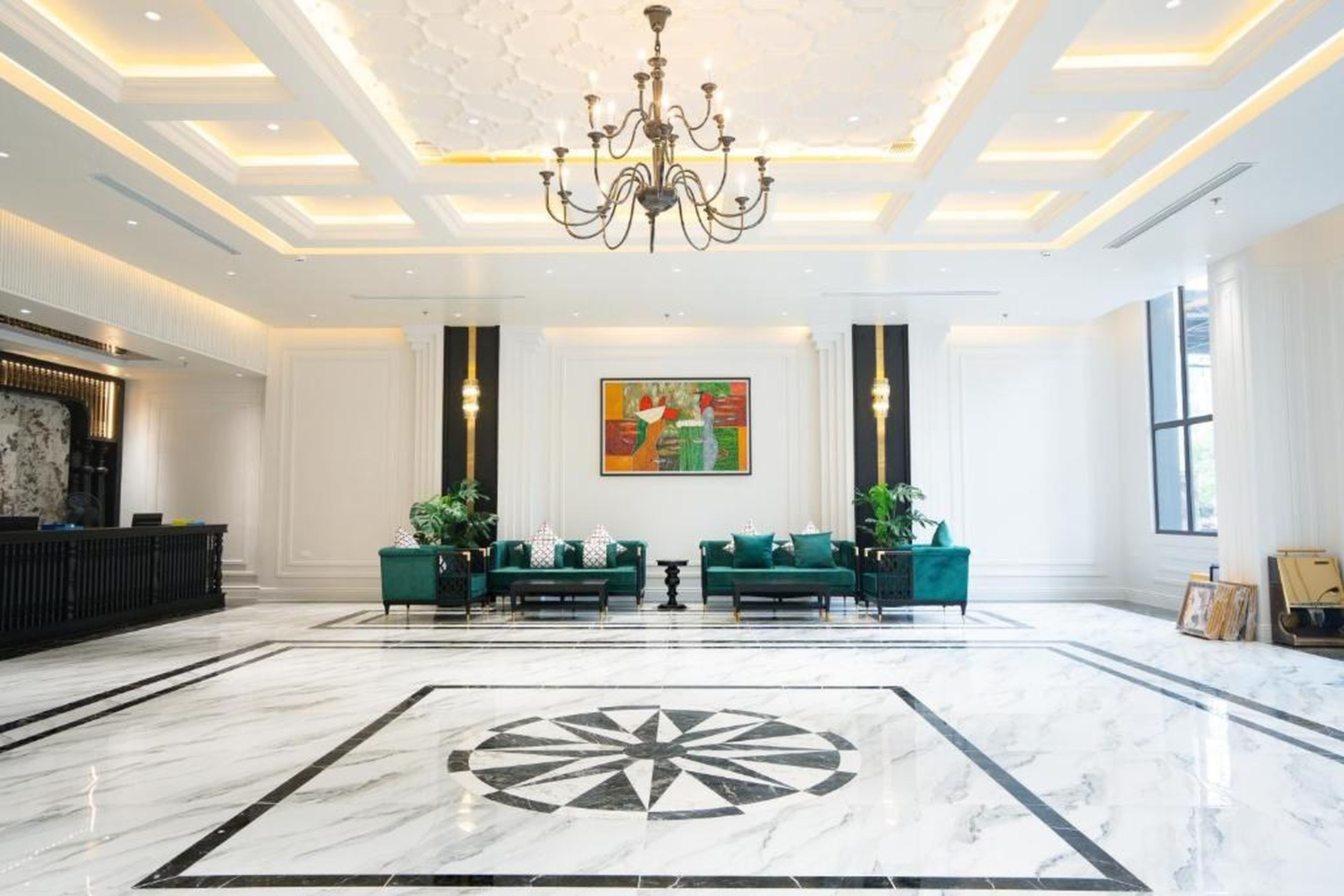 MT Collection Hotel Ha Long - Hình 12