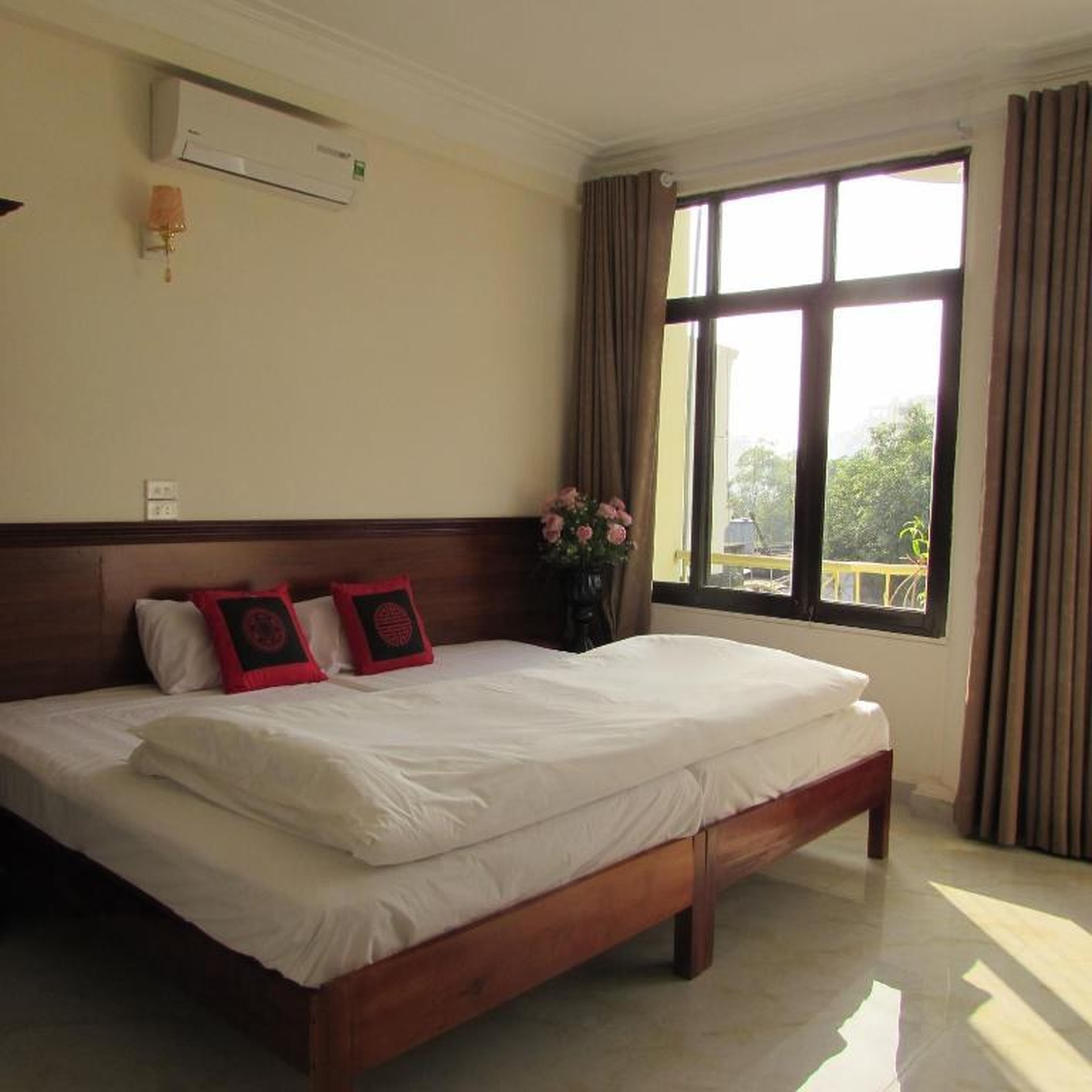 Viet Nhat Halong Hotel - Bai Chay - Hình 25