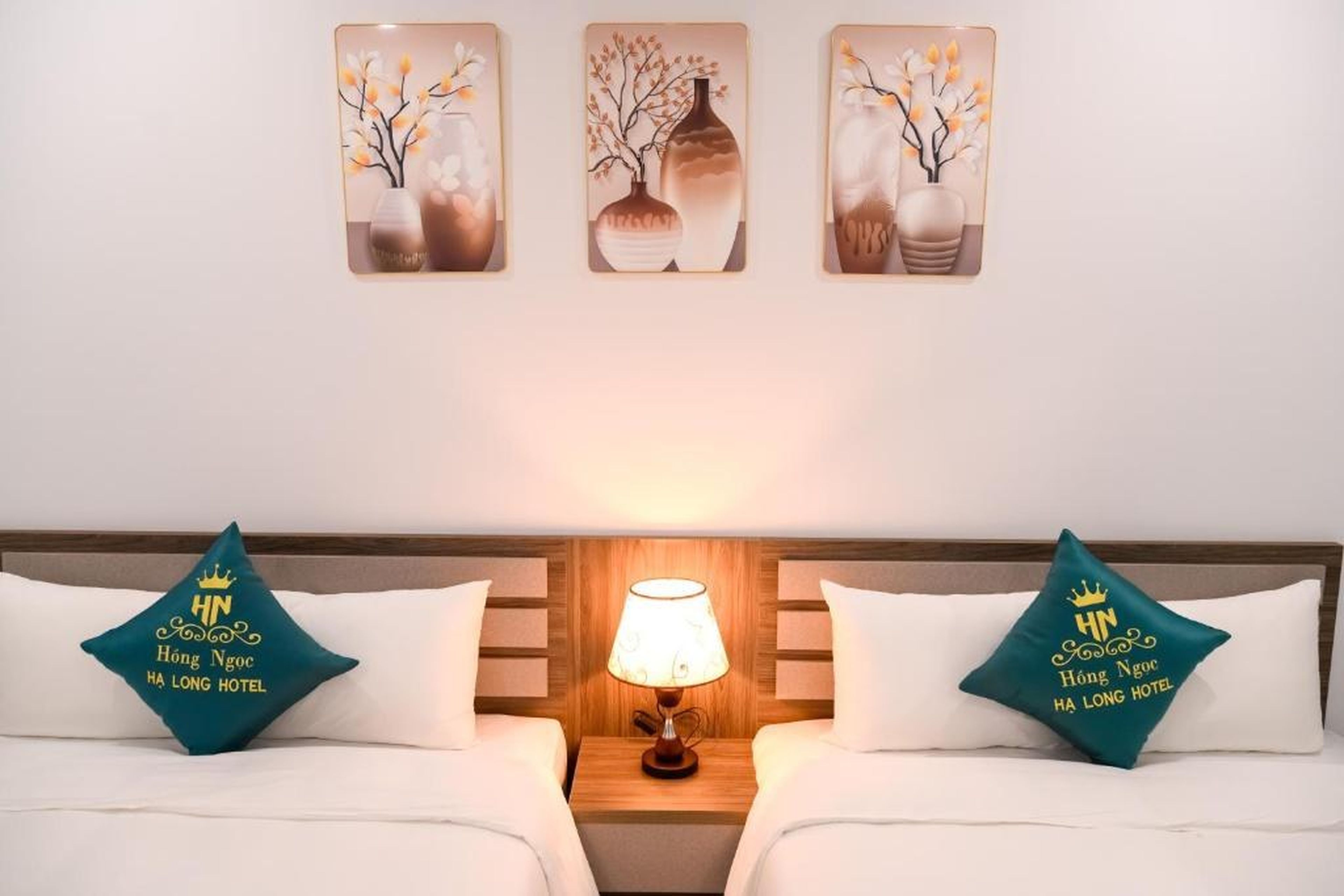 Hồng Ngọc Hạ Long Hotel - Hình 4