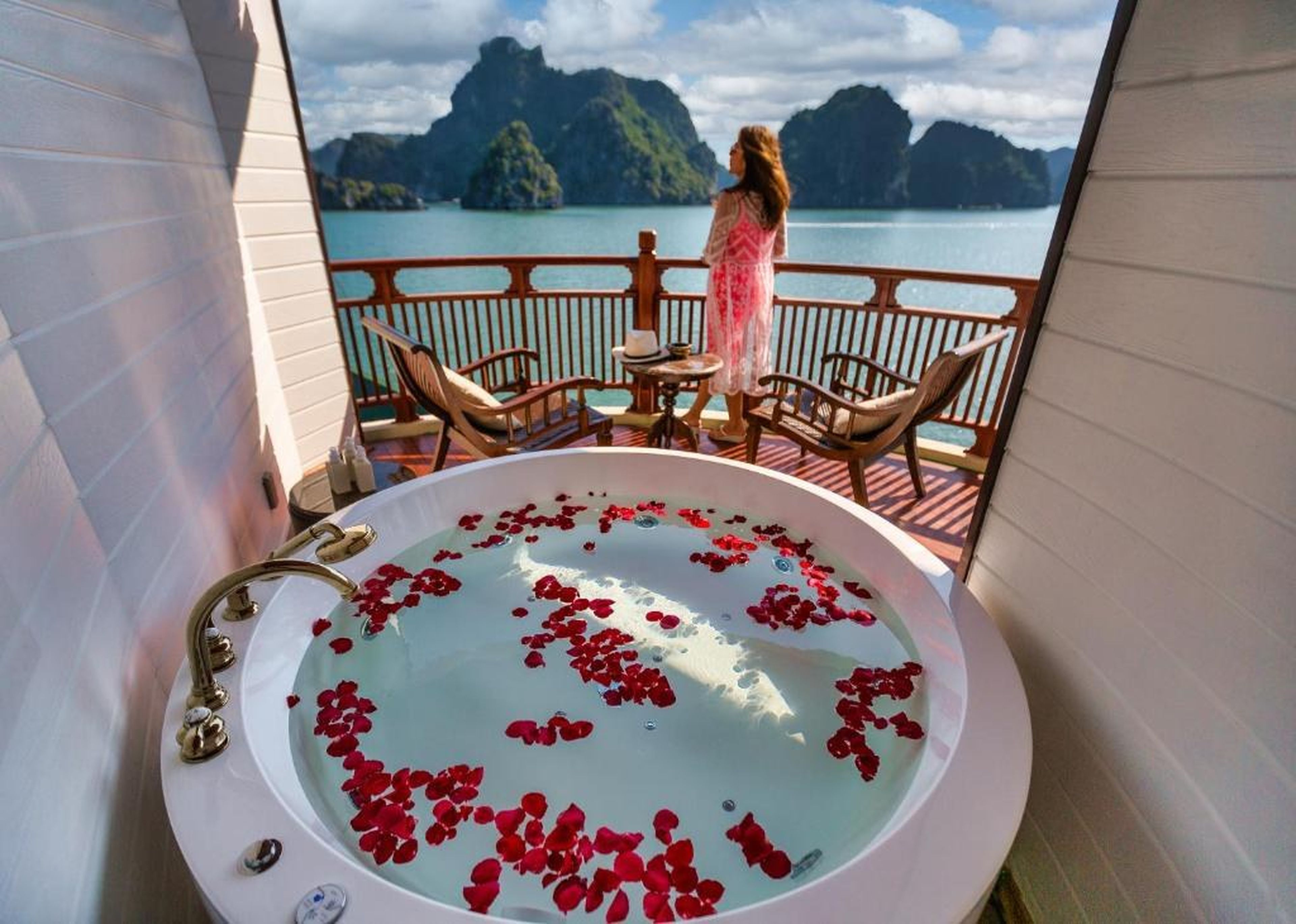 Heritage Line Ylang Cruise - Halong Bay & Lan Ha Bay - Hình 13