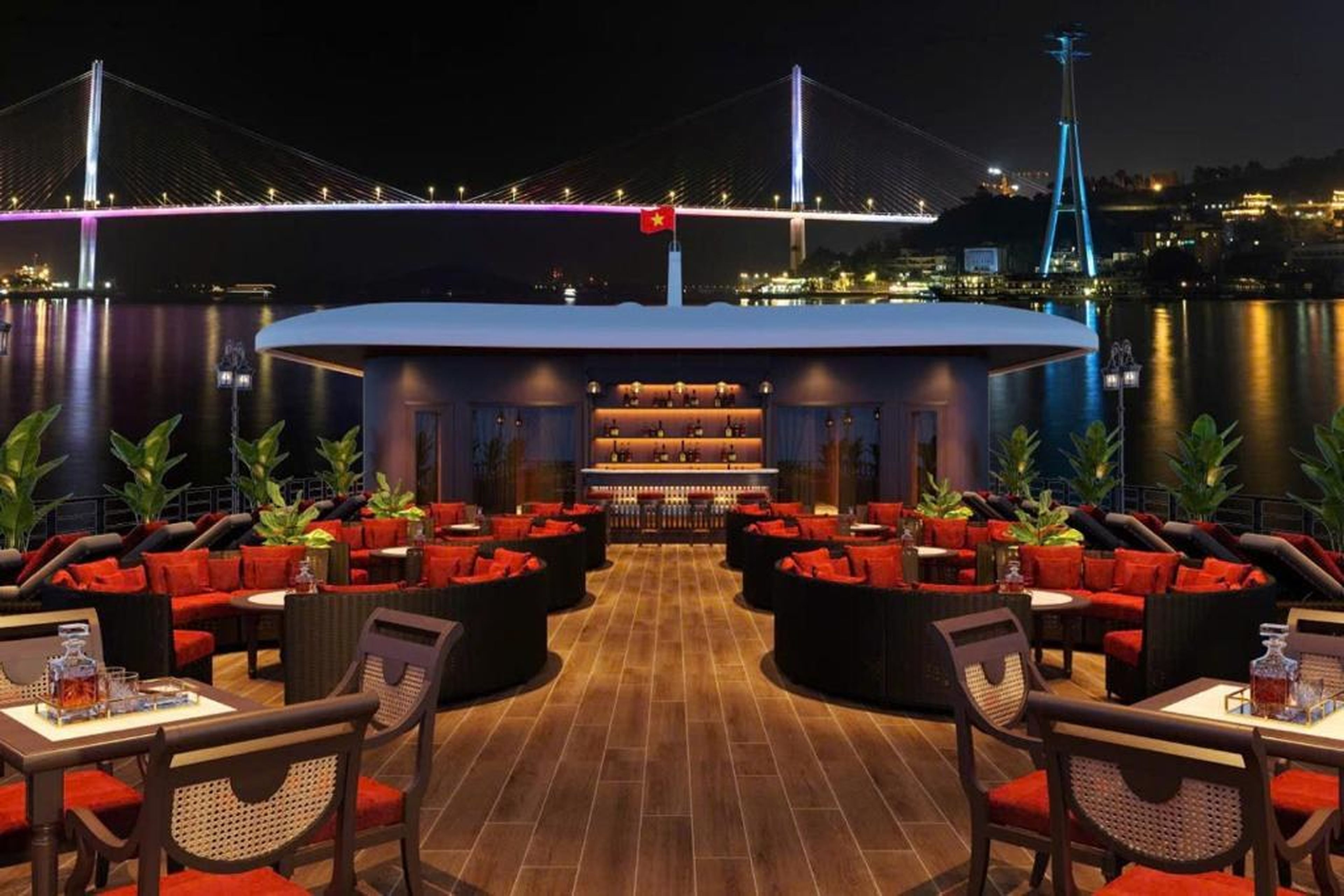 Cycad Grand Cruise - Hình 16