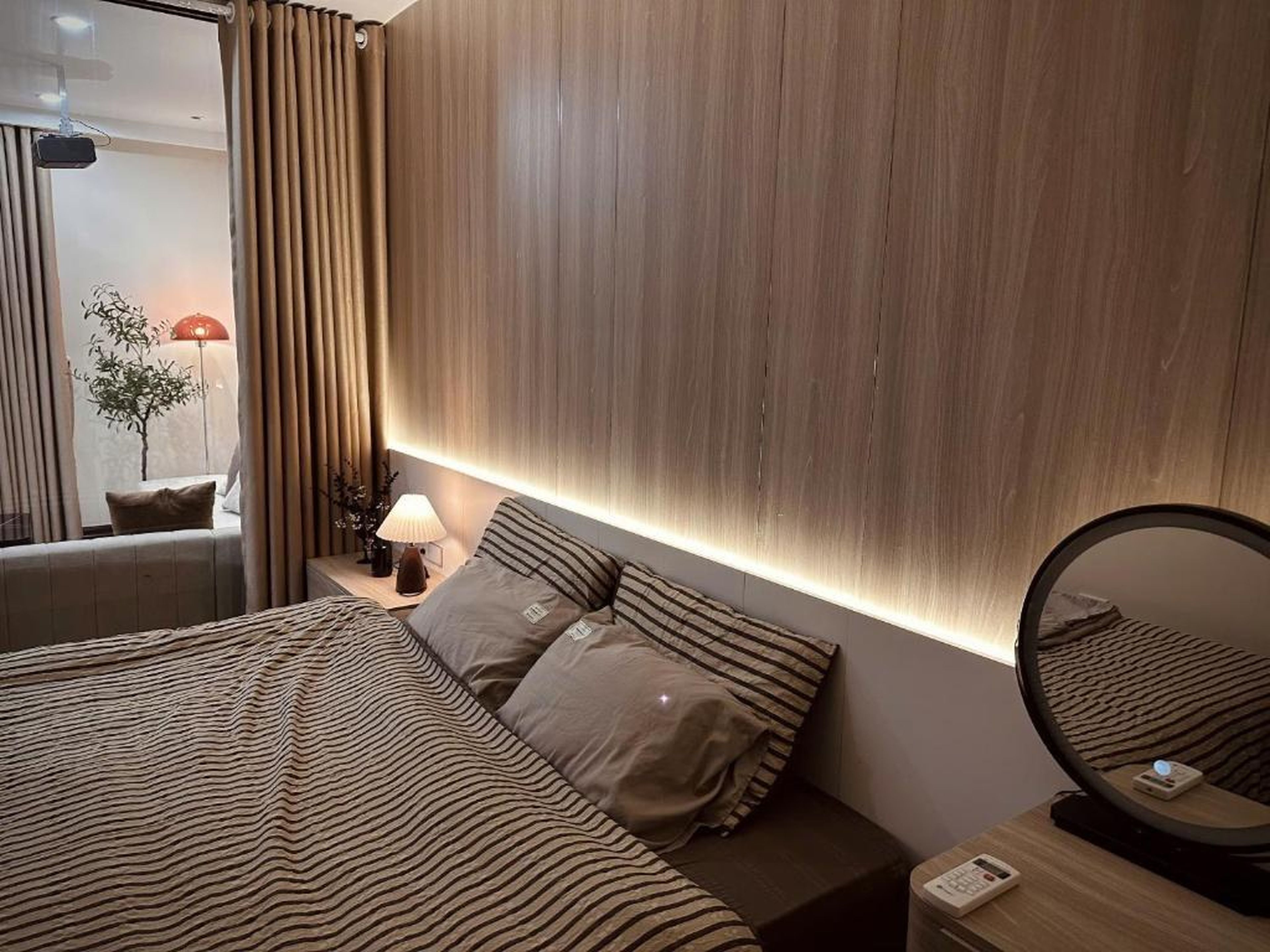 Apartment on 20th & 31st floor, Bai Chay Bridge & Ha Long Bay view - Hình 15