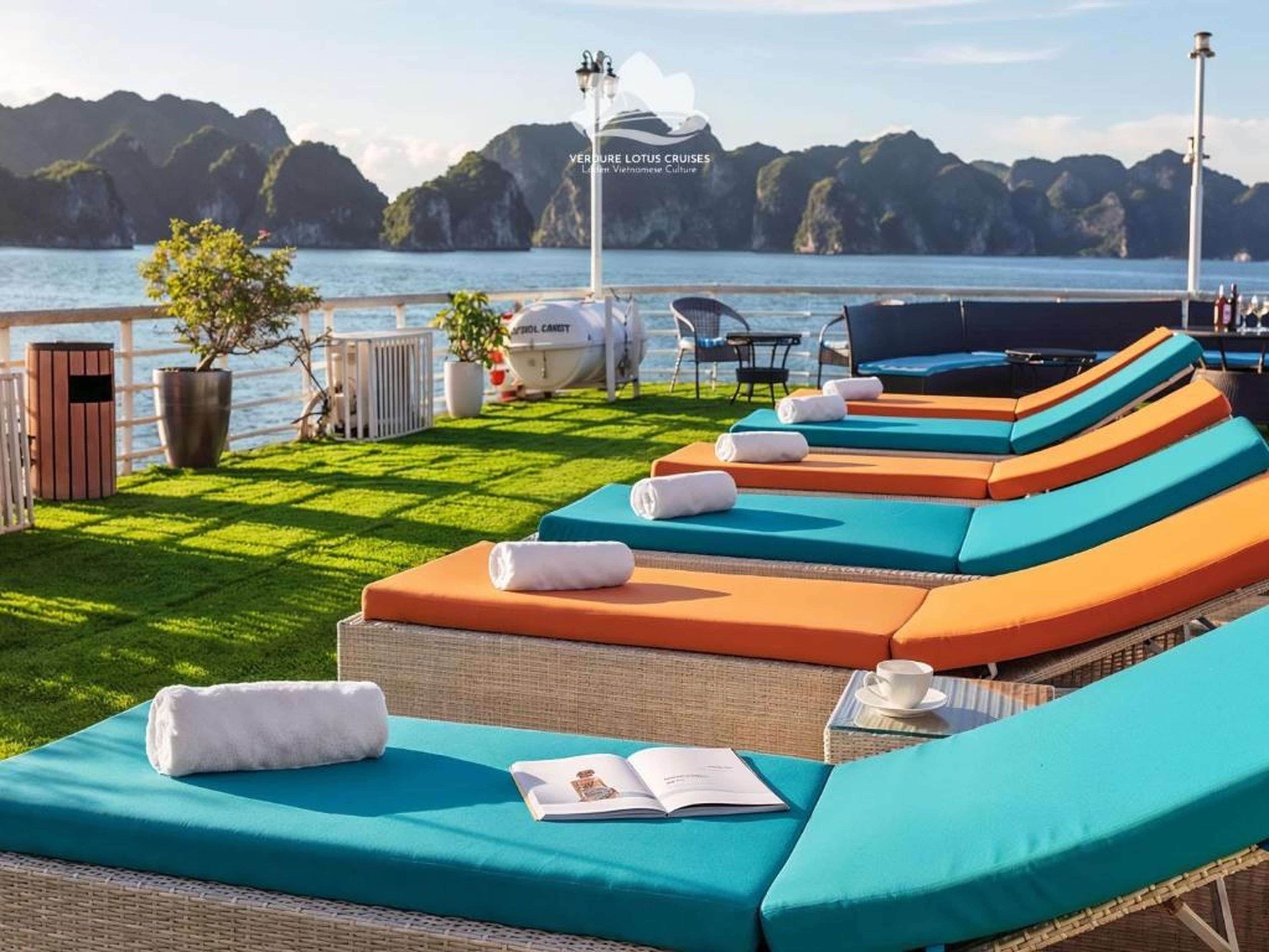 Verdure Lotus Classic Cruise on Lan Ha Bay - Hình 43