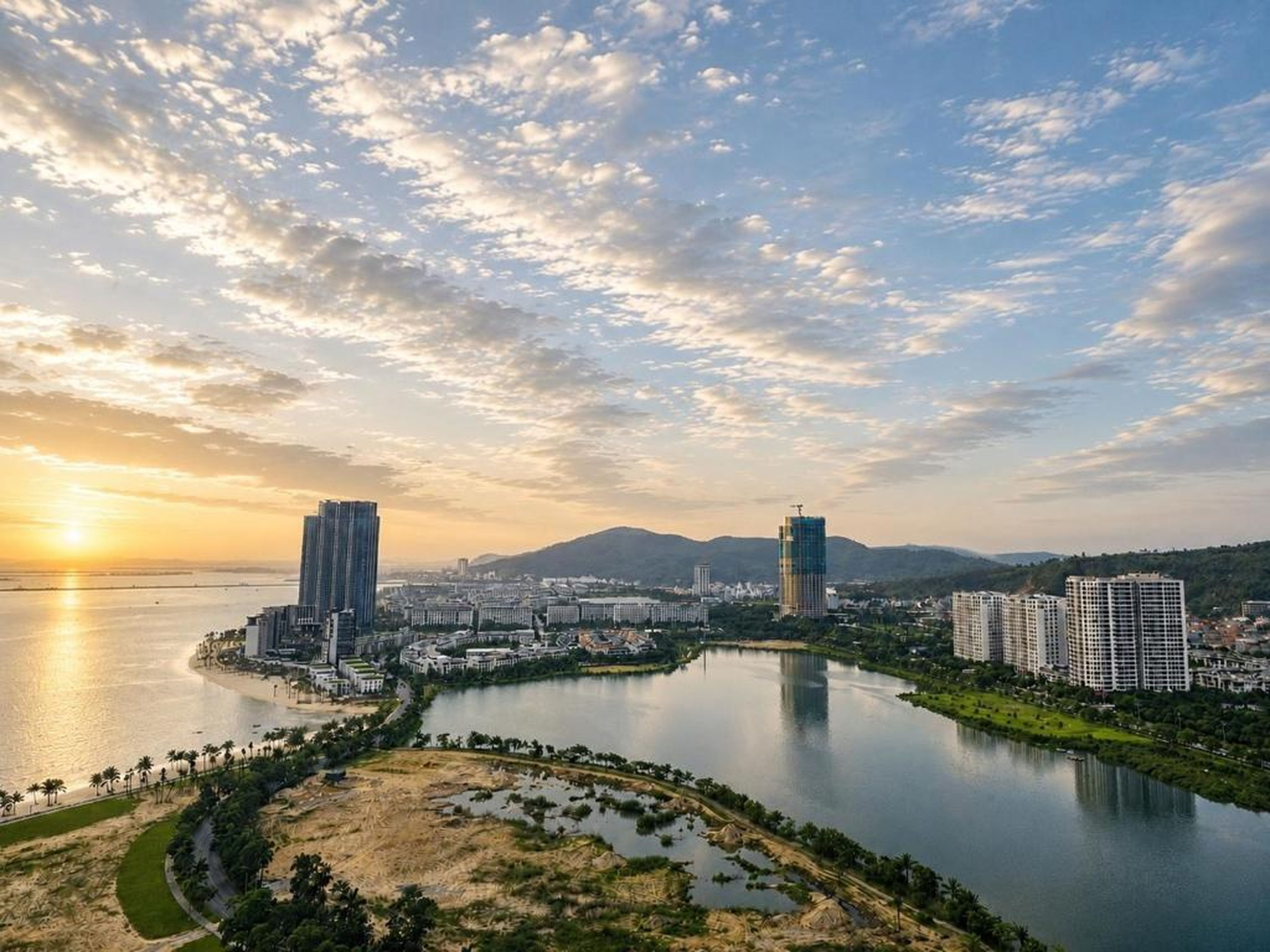 Homestay Citadine Ha Long Apartment with amazing sea view - Hình 16