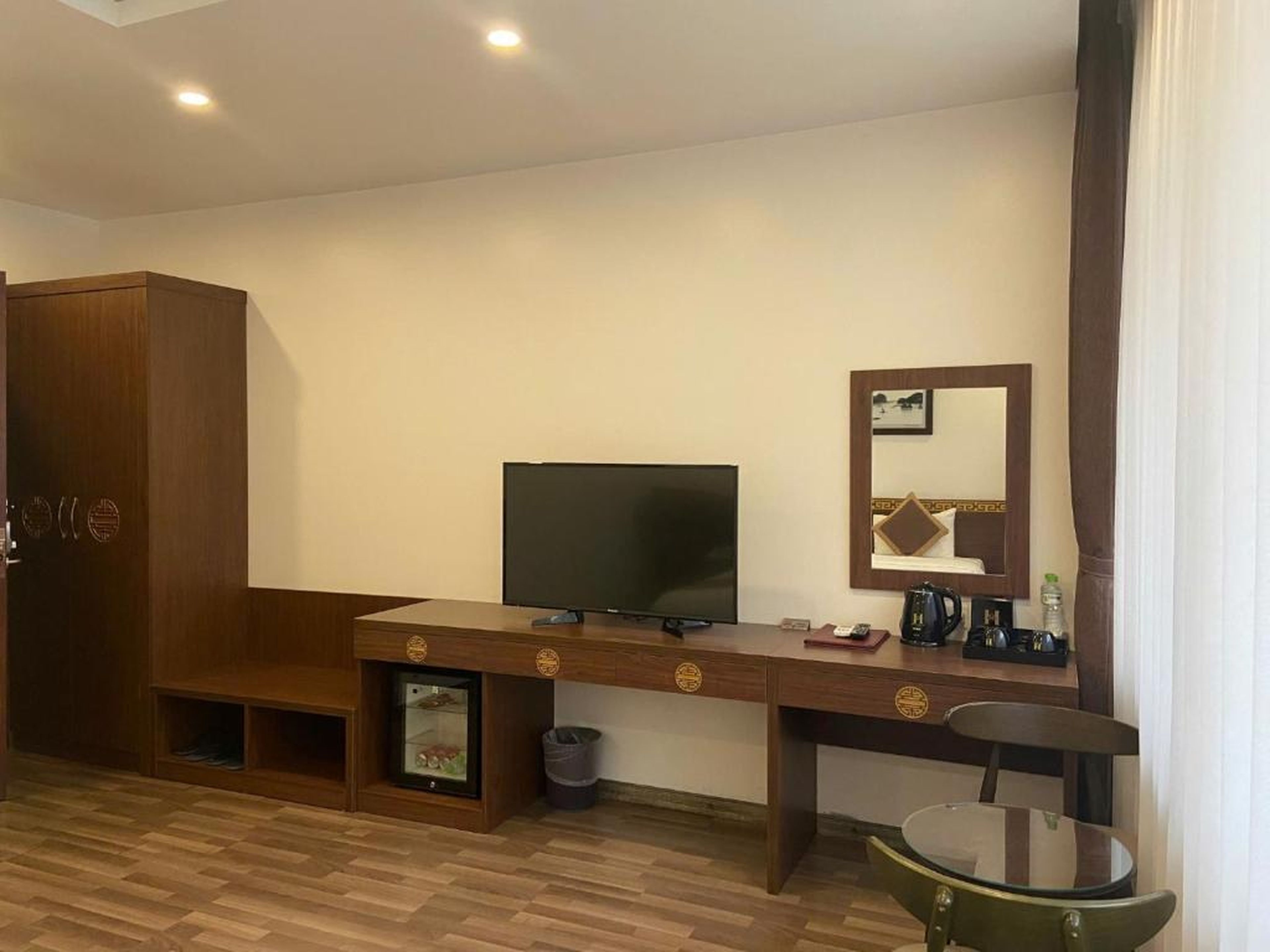 Helen Halong Hotel - Hình 26