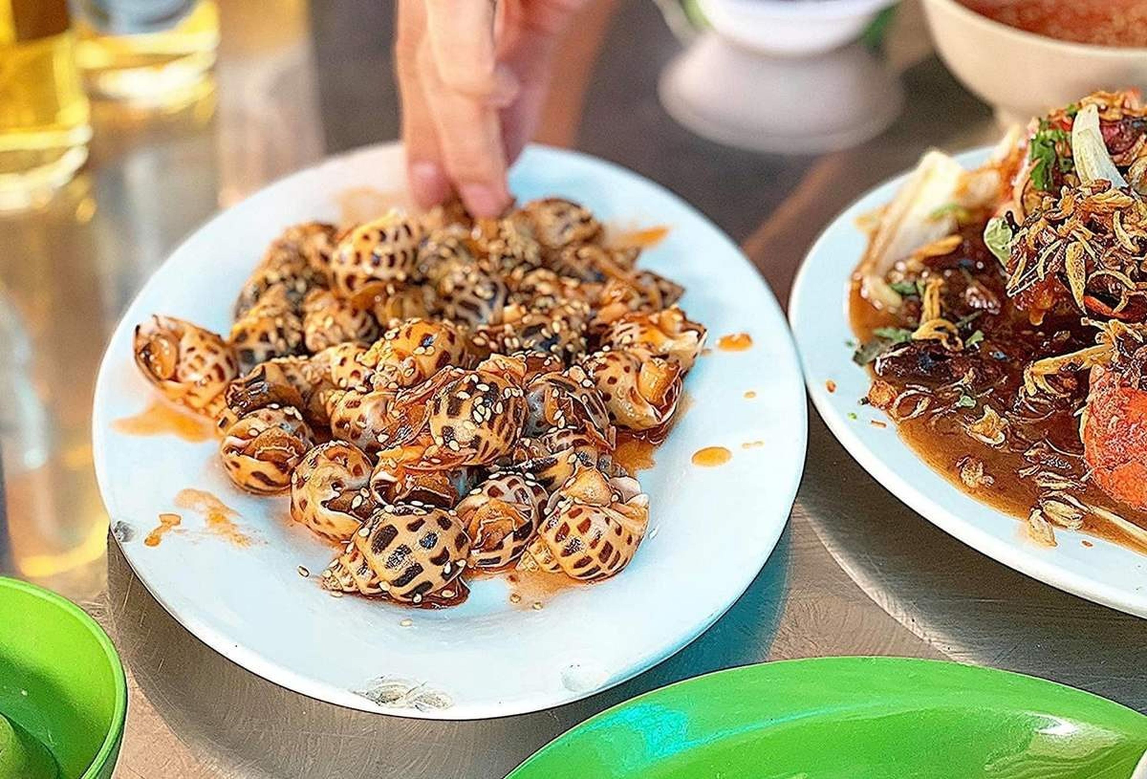 Dân sành ăn đừng bỏ qua 10 nhà hàng Hạ Long Bãi Cháy này - Hình 4