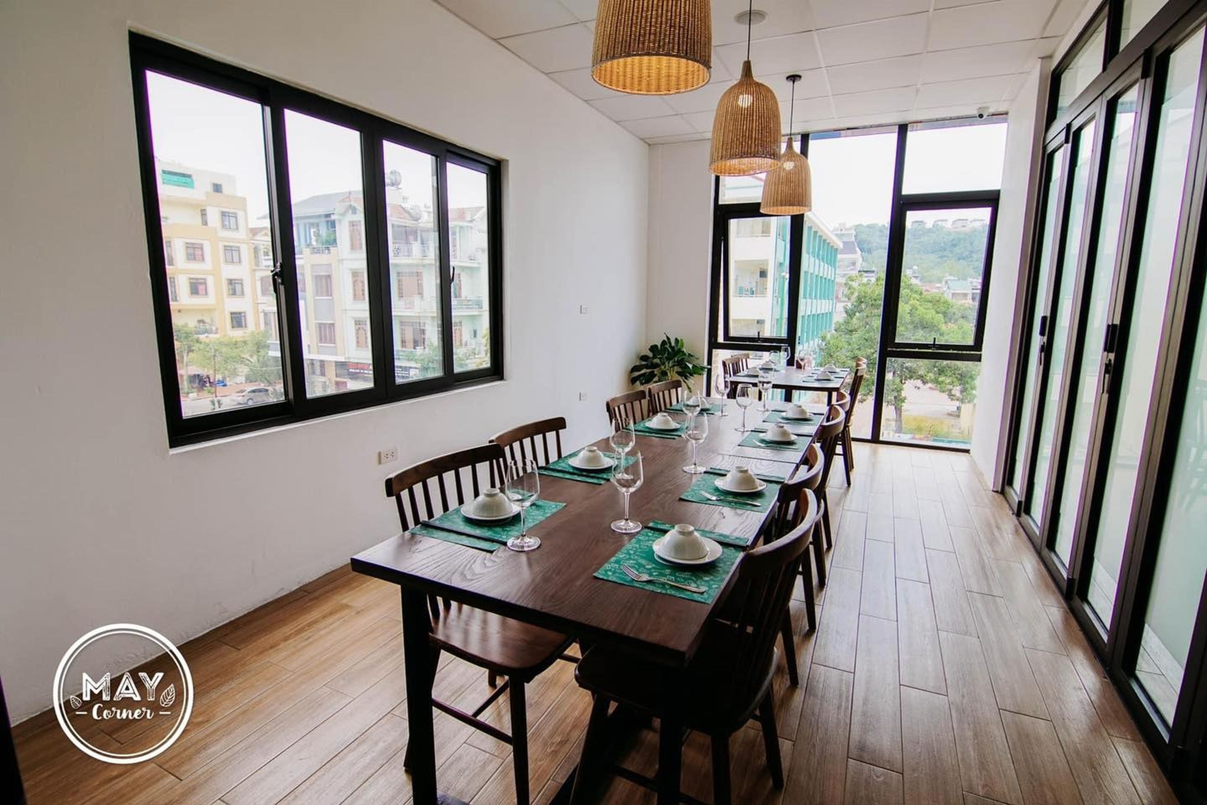 Nhà hàng May Corner Hạ Long - Thiên đường ẩm thực vạn người mê - Hình 5