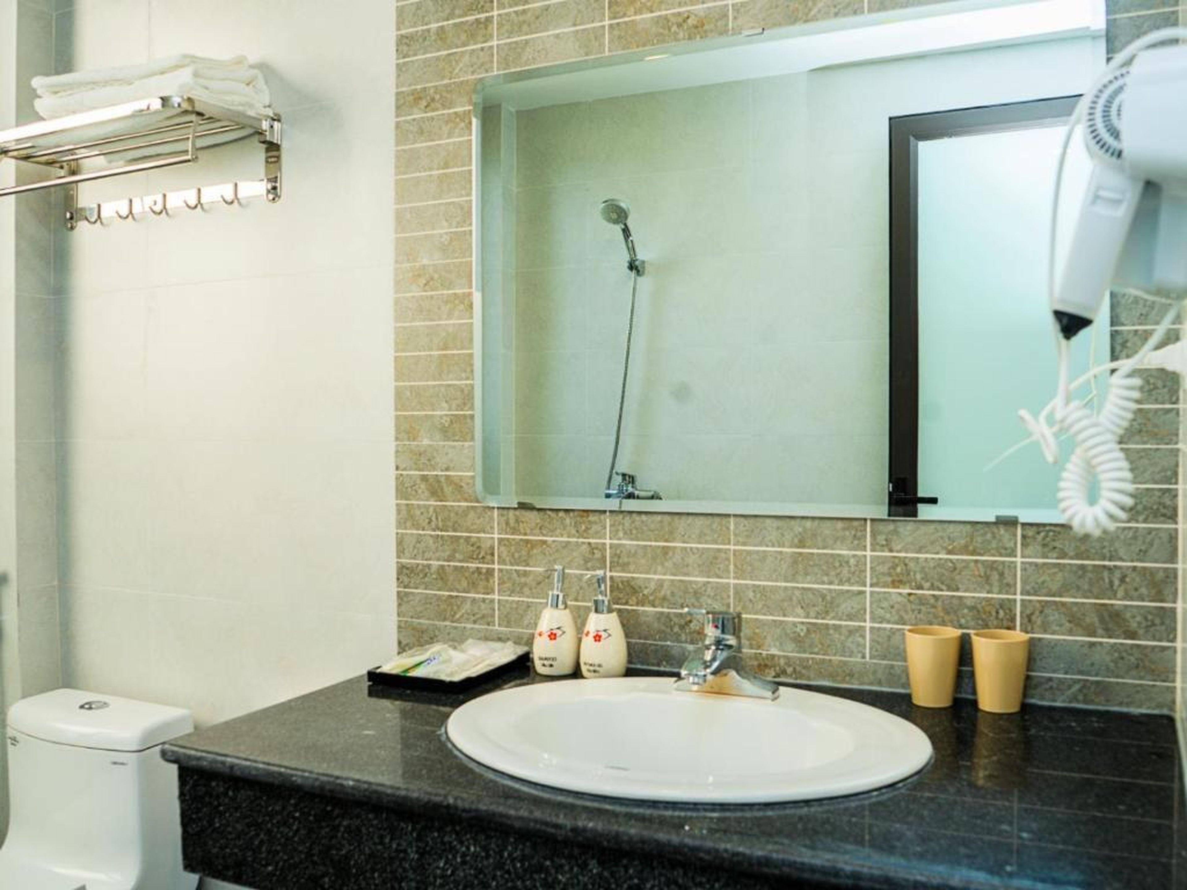 Bai Chay Panda Hotel - Hình 27