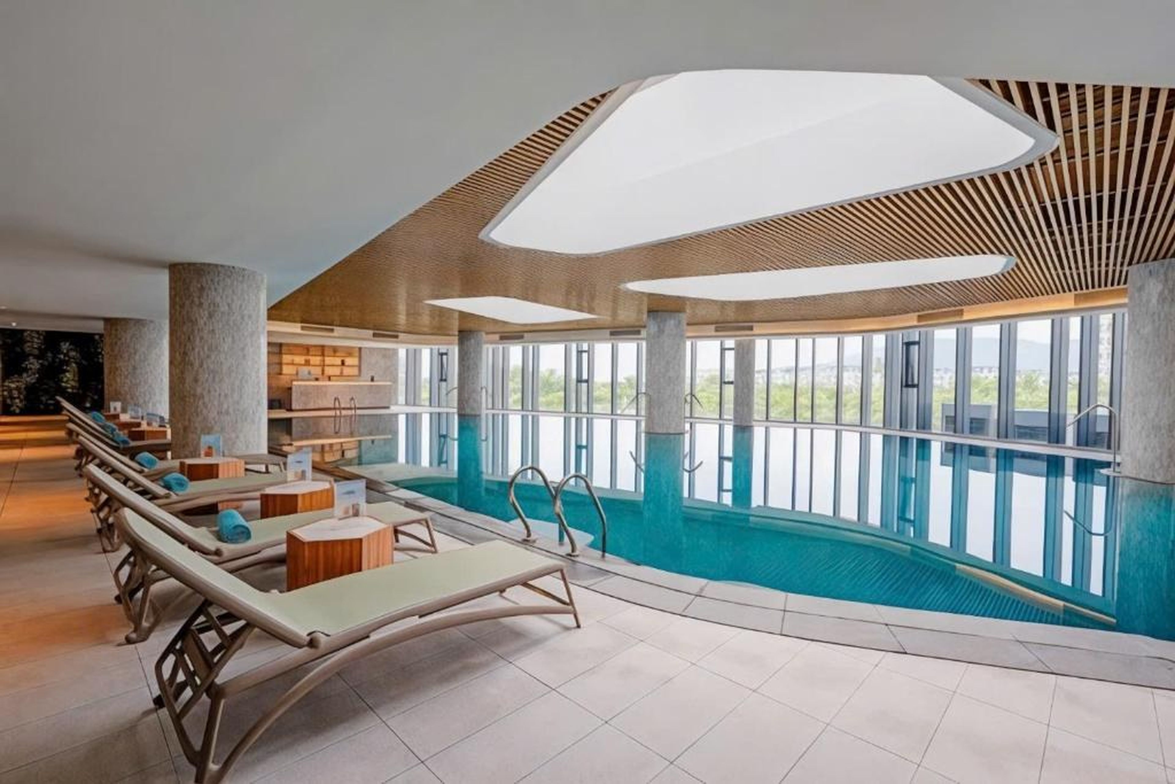 A La Carte Ha long Bay Apartment By JUNHOME - Hình 9