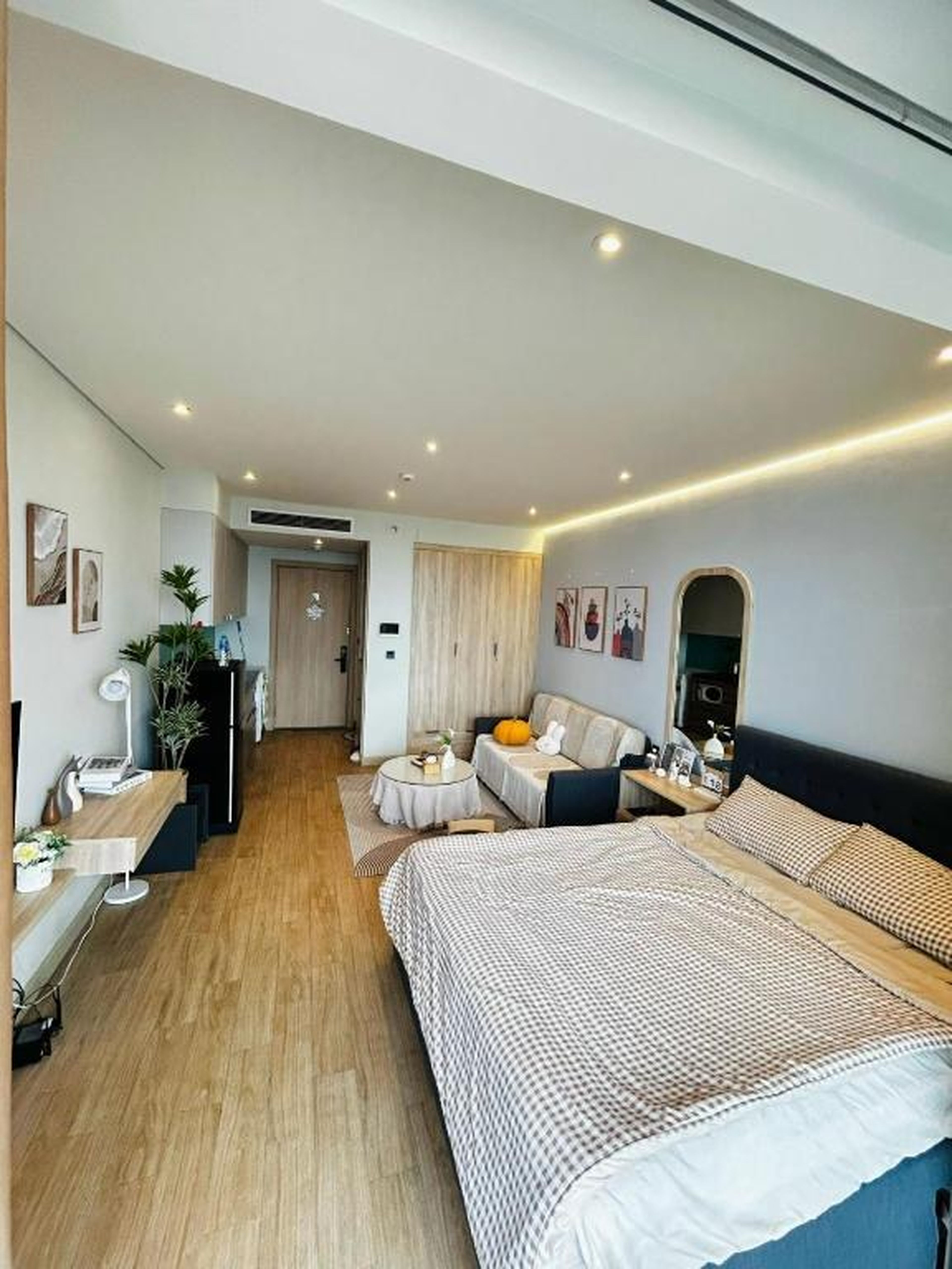 MiVi Seaview Homestay Citadines Marina Hung Thang Ha Long - Hình 40
