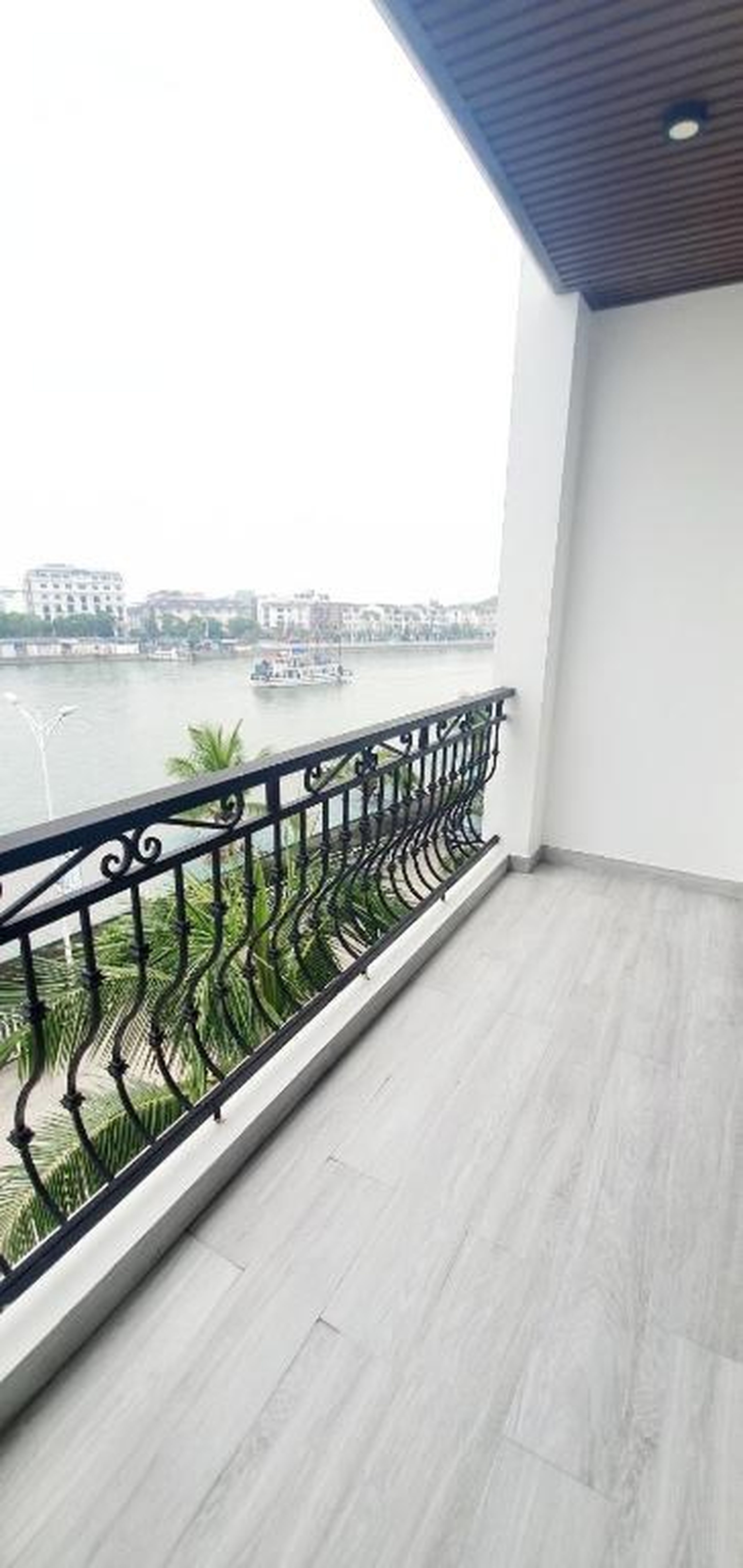 Ha Long Bay TC Hotel - Hình 41