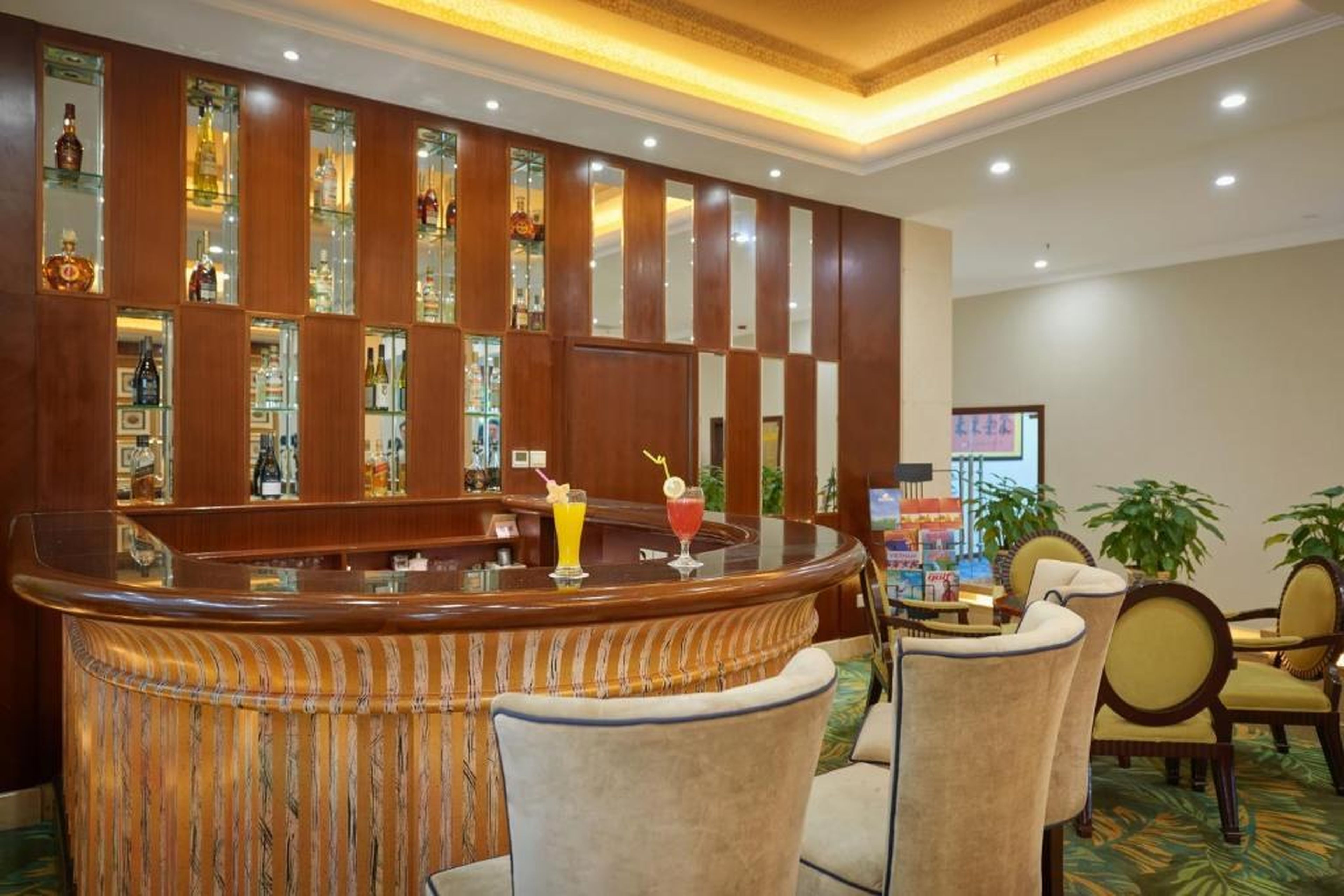 Khách sạn Quốc tế Lợi Lai - Li Lai International Hotel - Hình 16