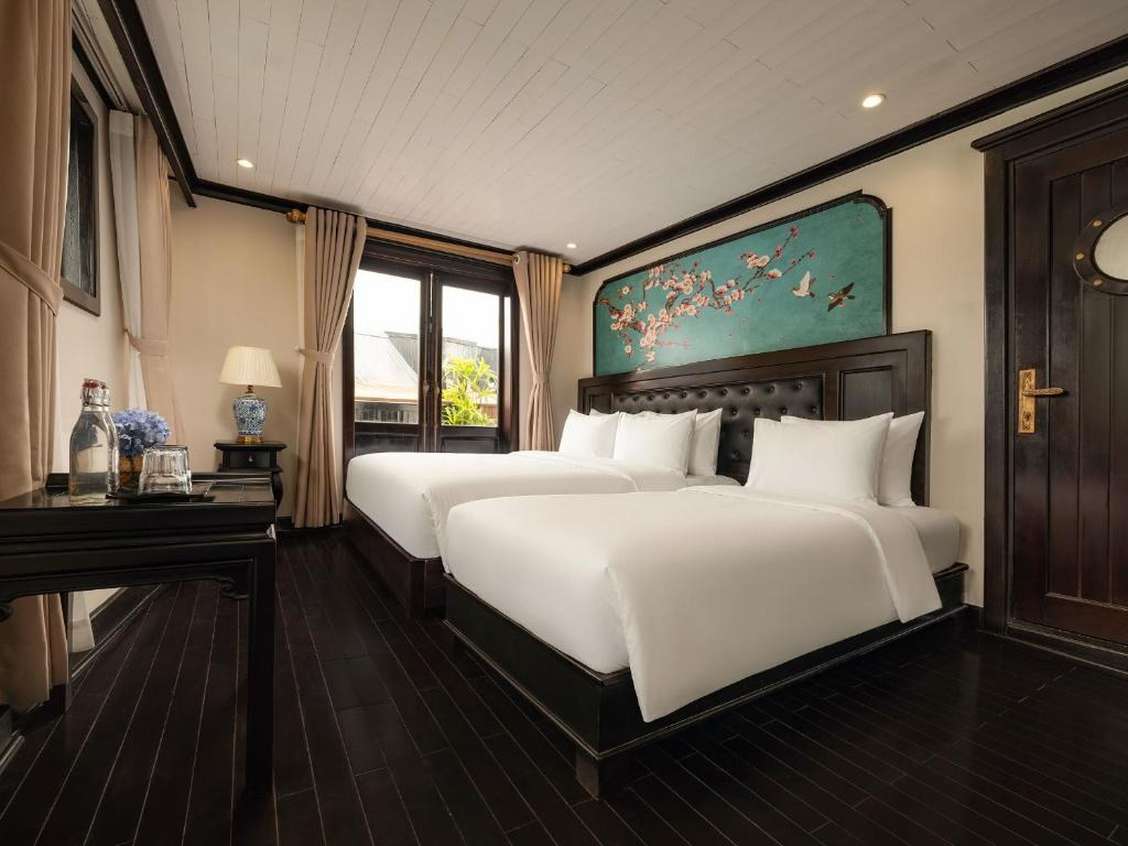 Cozy Bay Grand Cruise - Hình 39
