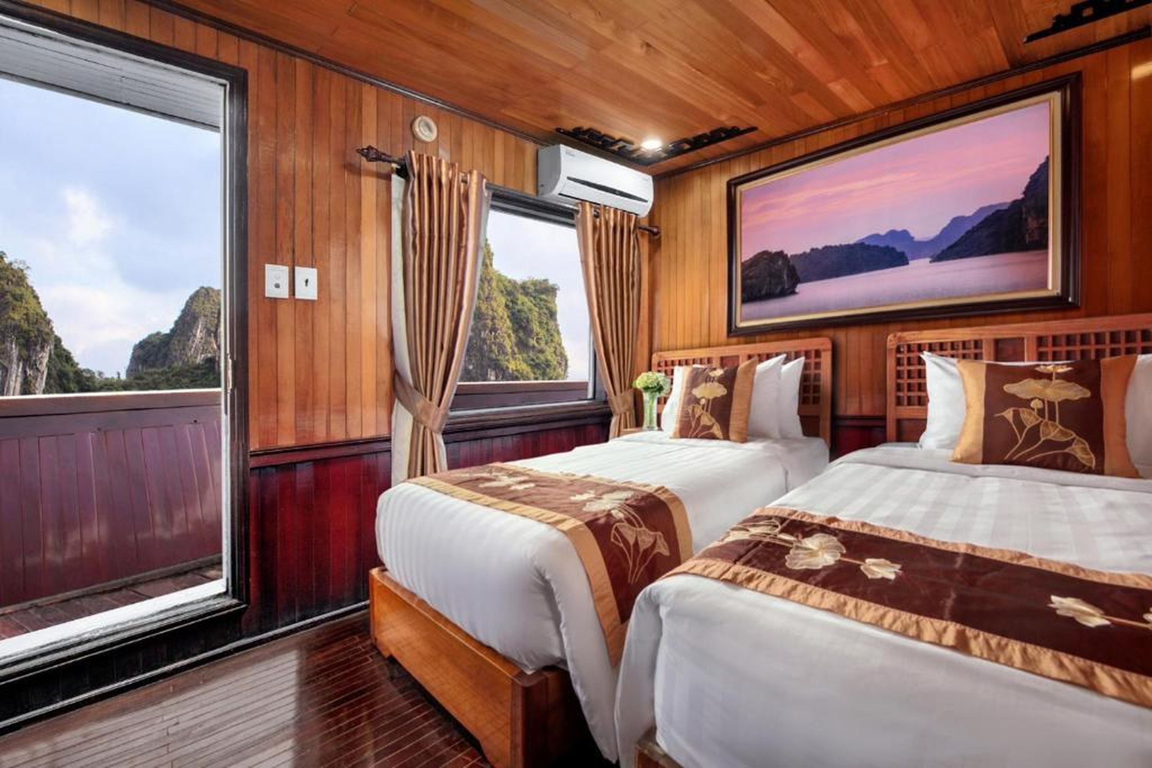 Cozy Bay Classic Cruise - Hình 15