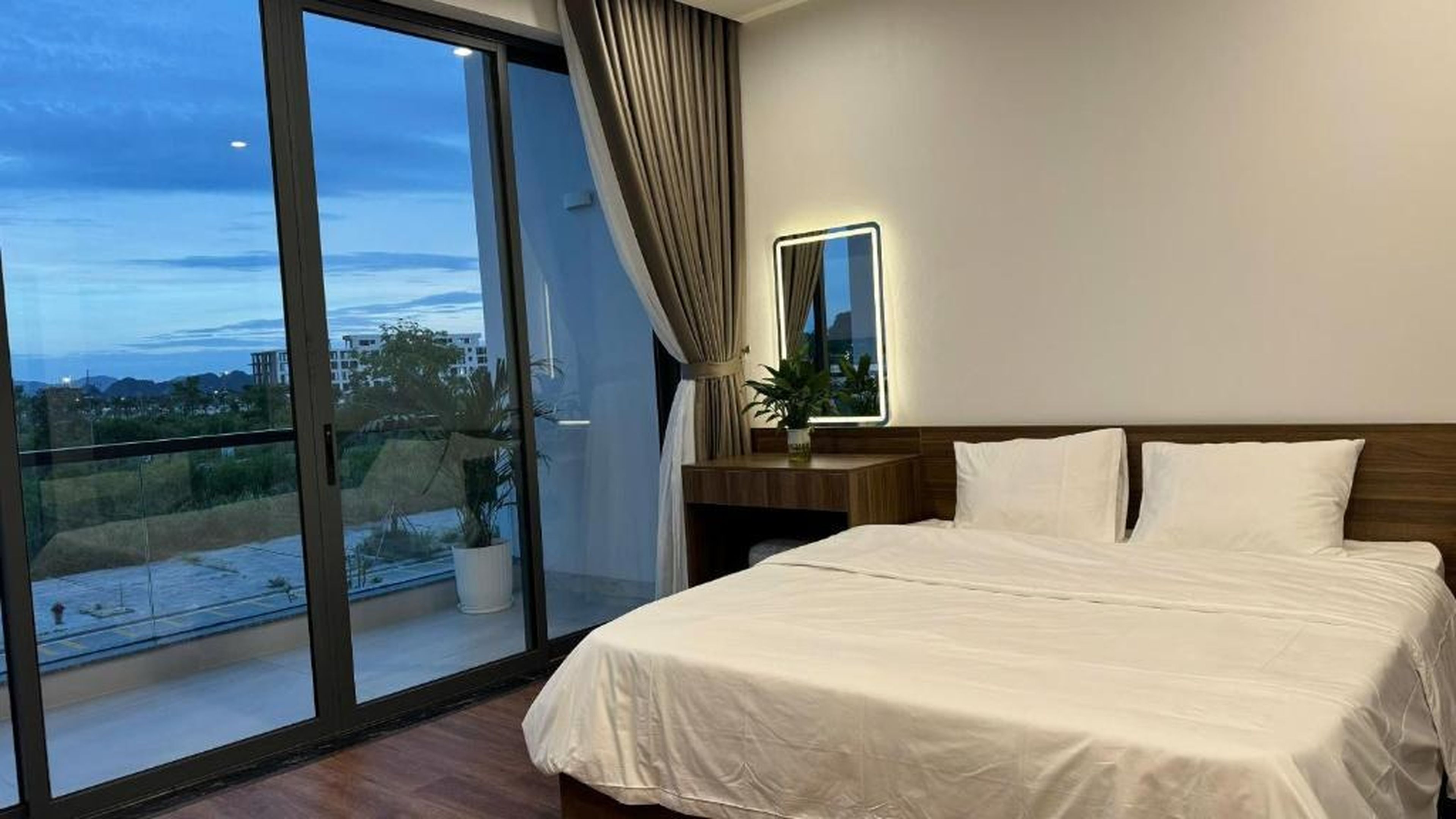 Happy Ocean View Villa - Hình 5