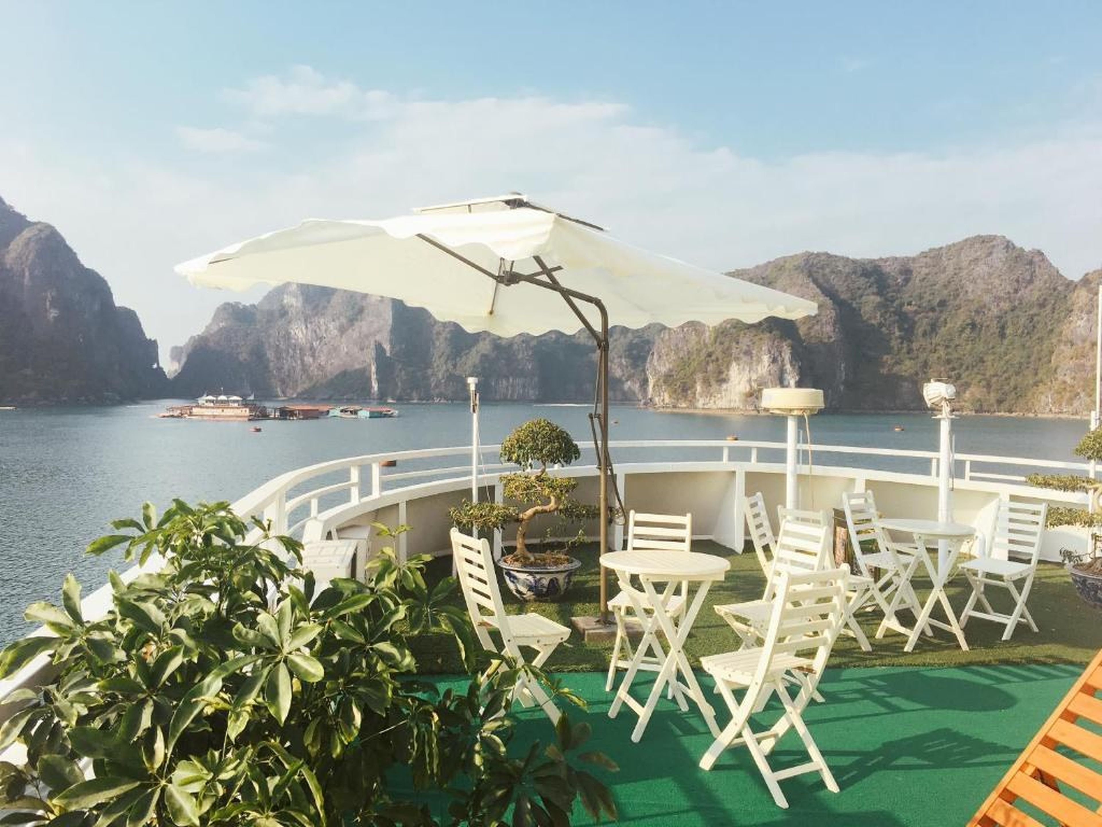 Alisa Cruise Halong - Hình 44