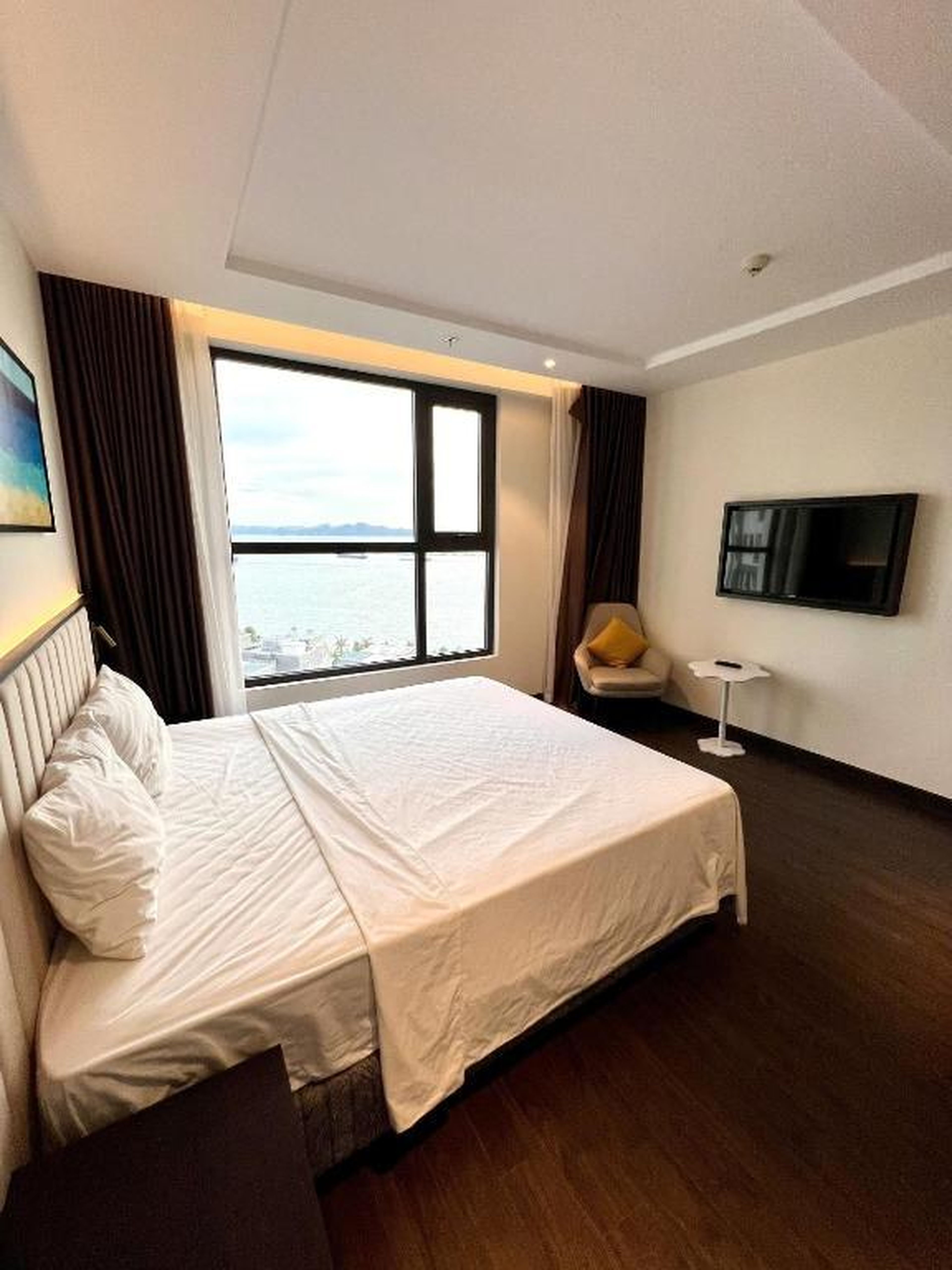 OM Sapphire Homestay - Hạ Long - Hình 46
