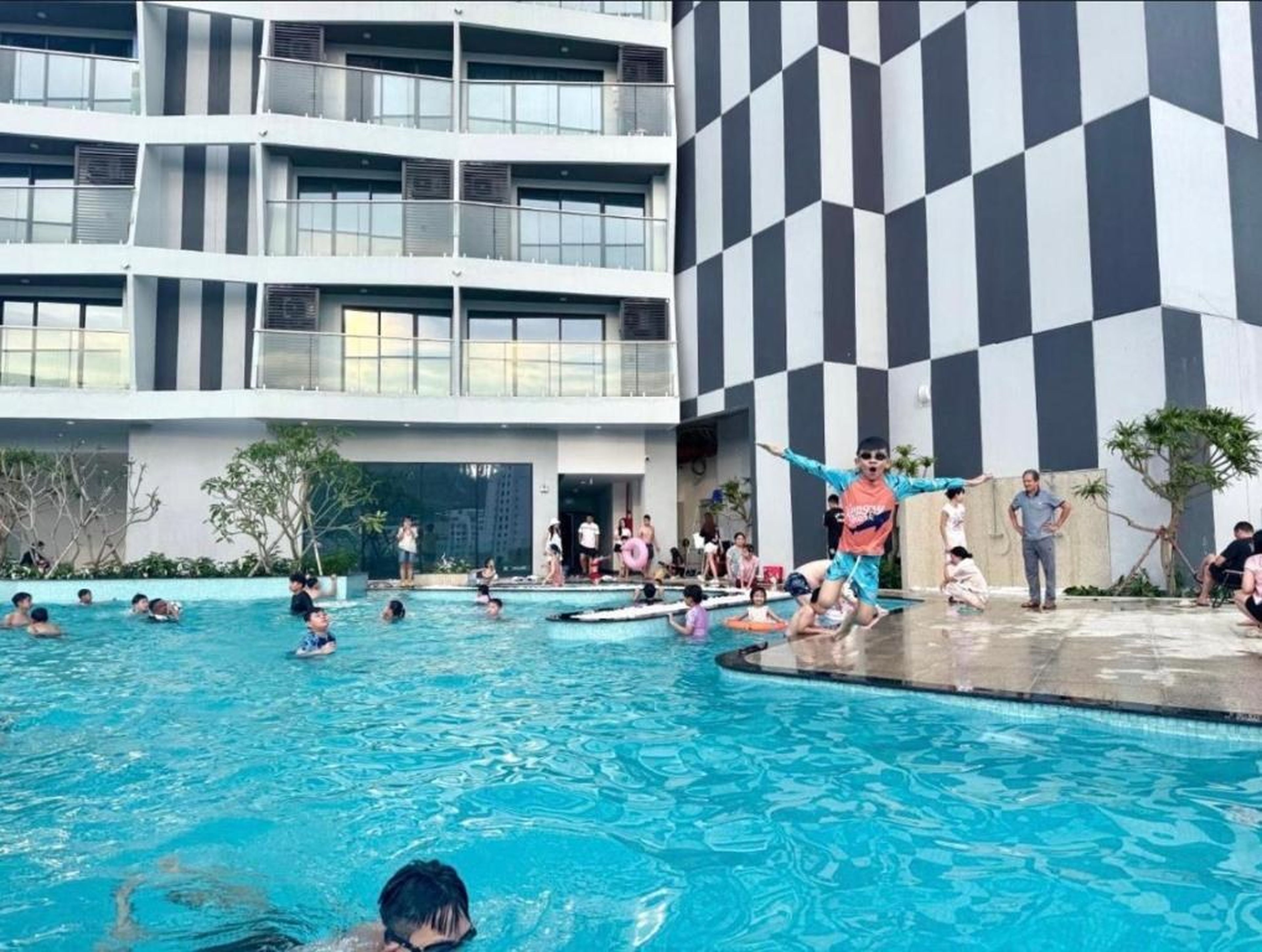 The Holiday Ha Long Deluxe Ocean View - Hình 7