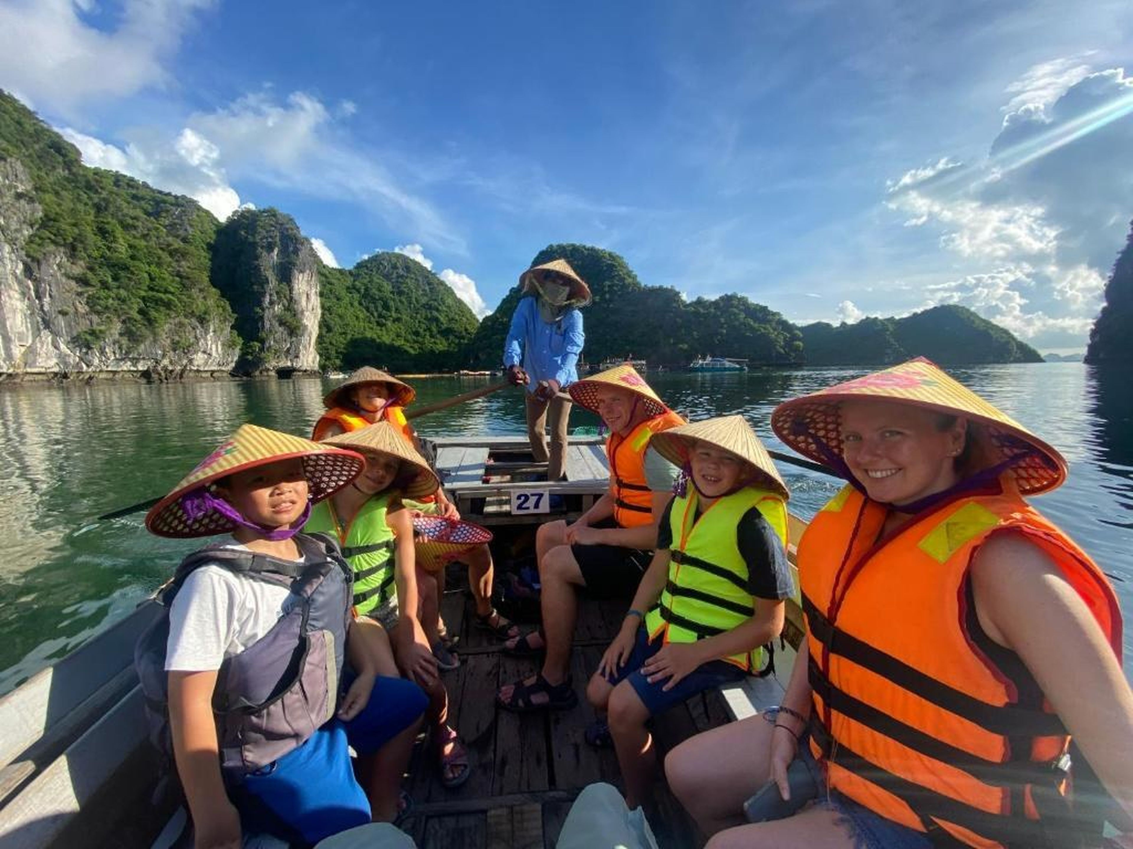 Halong Sapphire Cruises - Hình 39