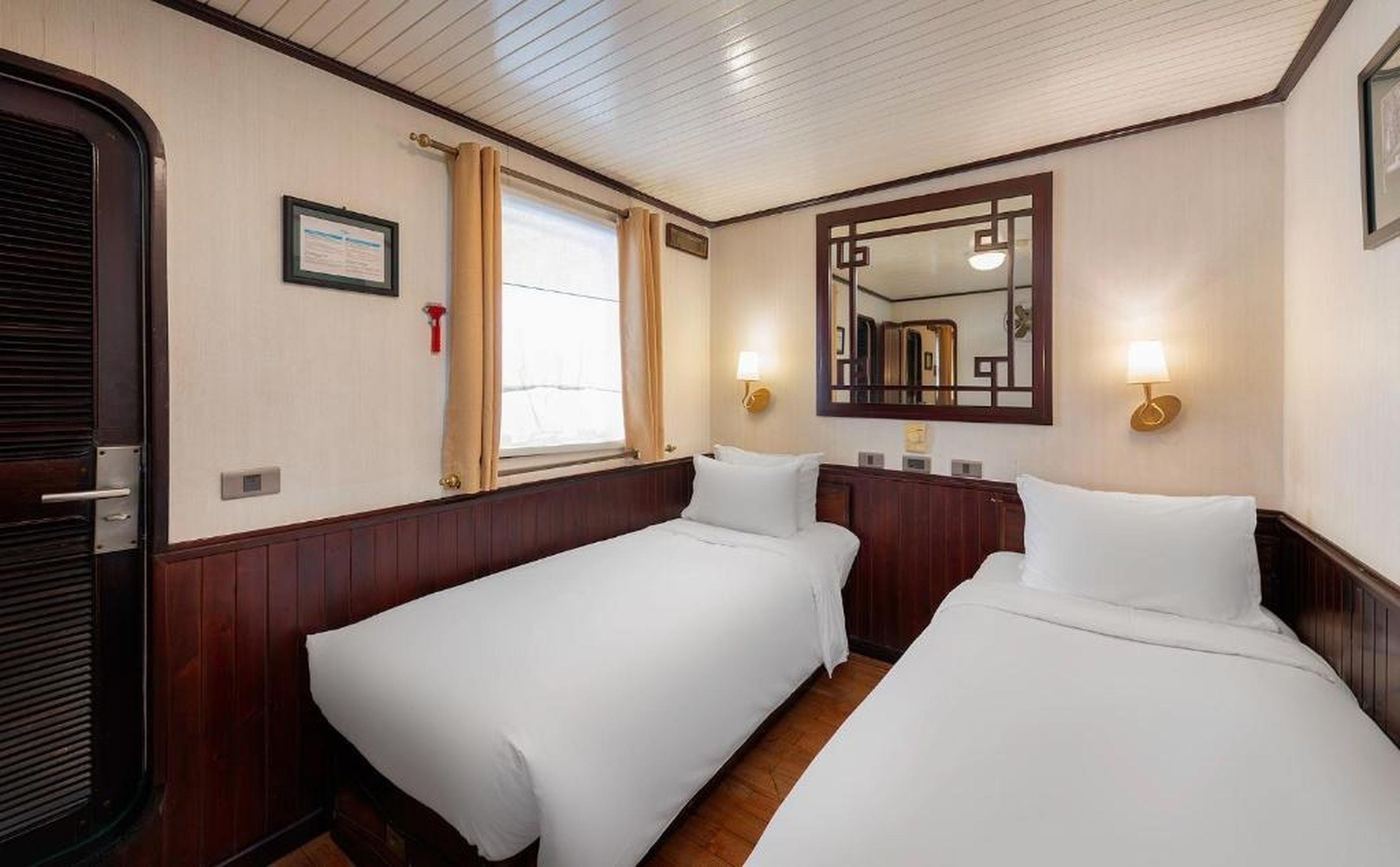 Emeraude Classic Cruises - Hình 32